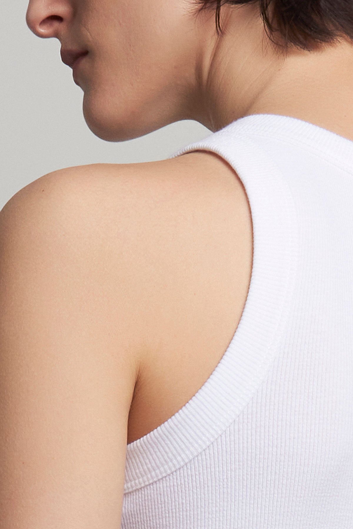 CRUZ TANK TOP IN WHITE