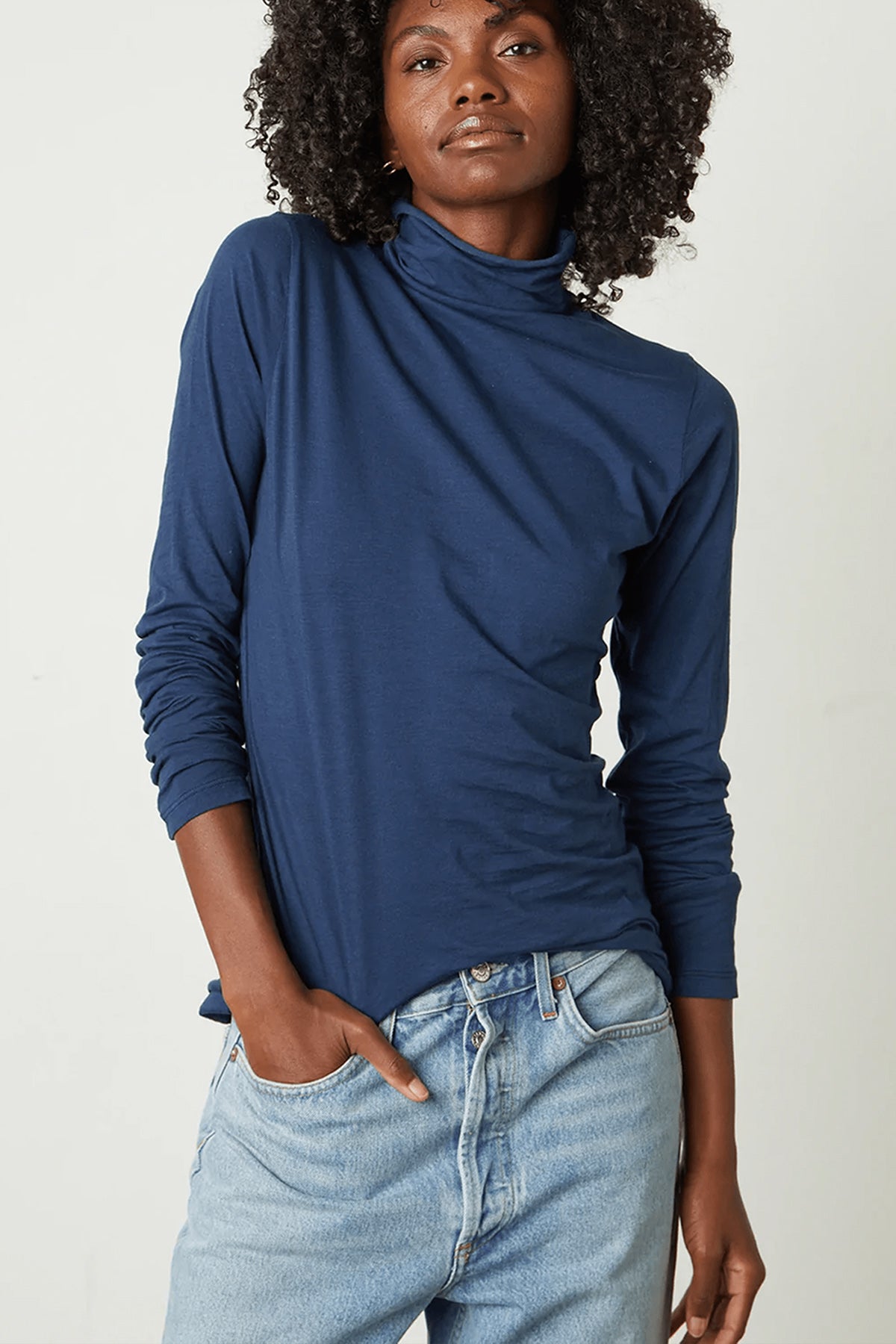 TALISIA GAUZY WHISPER TURTLE NECK TOP IN MIDNIGHT