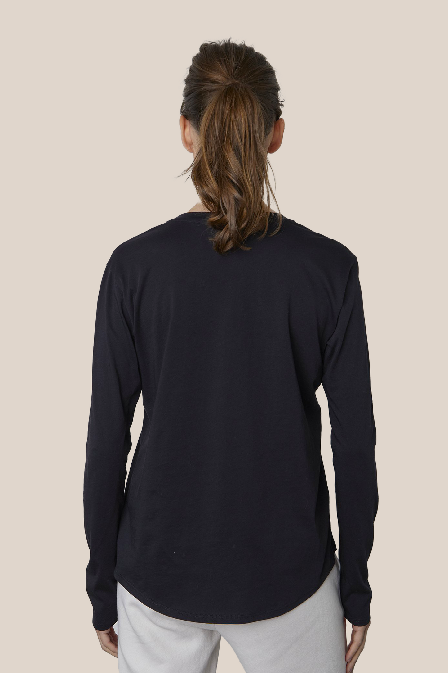 DANIELA WHISPER COTTON T-SHIRT IN BLACK