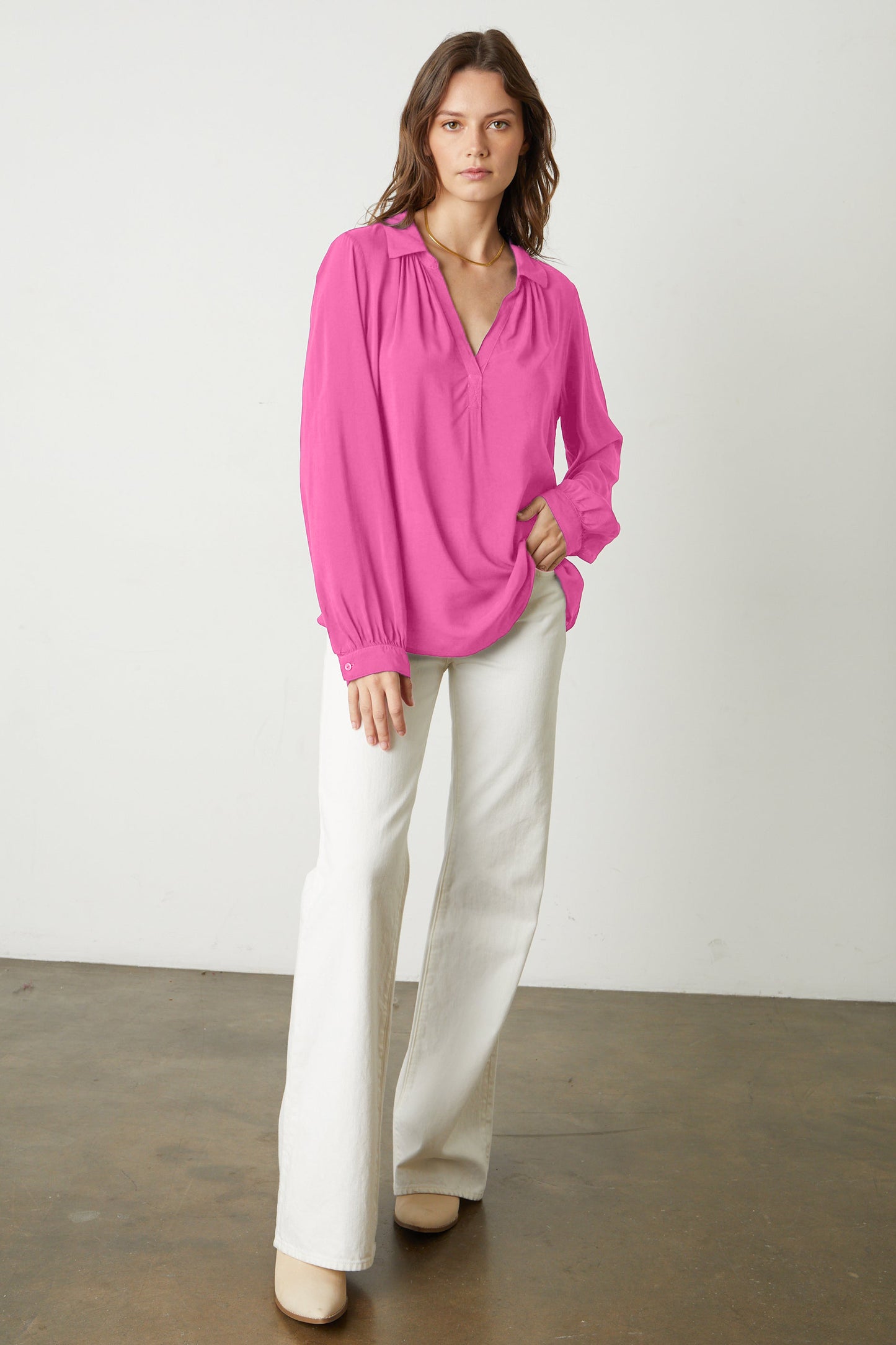 JOSEY V-NECK COLLAR TOP IN TAFFY