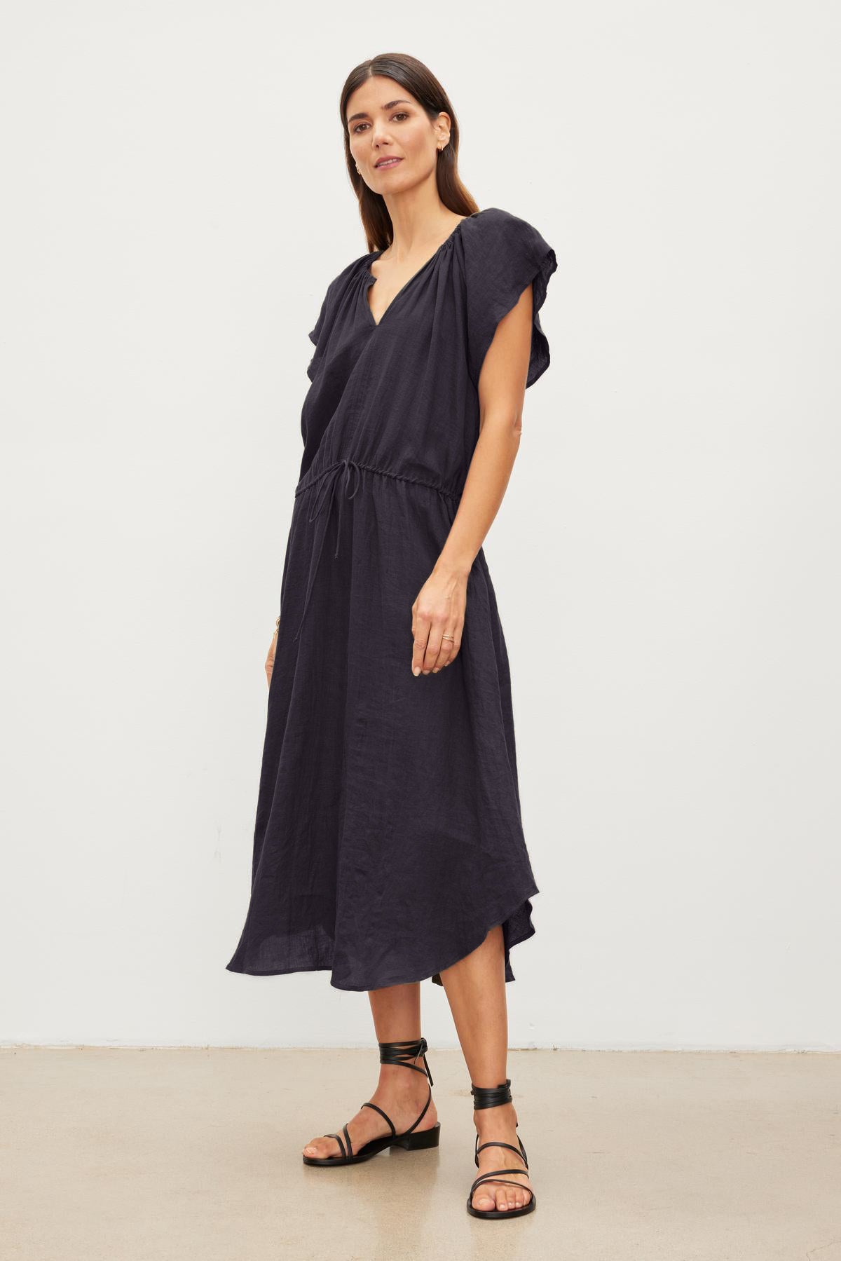 PEPPER LINEN V-NECK DRESS IN COPEN