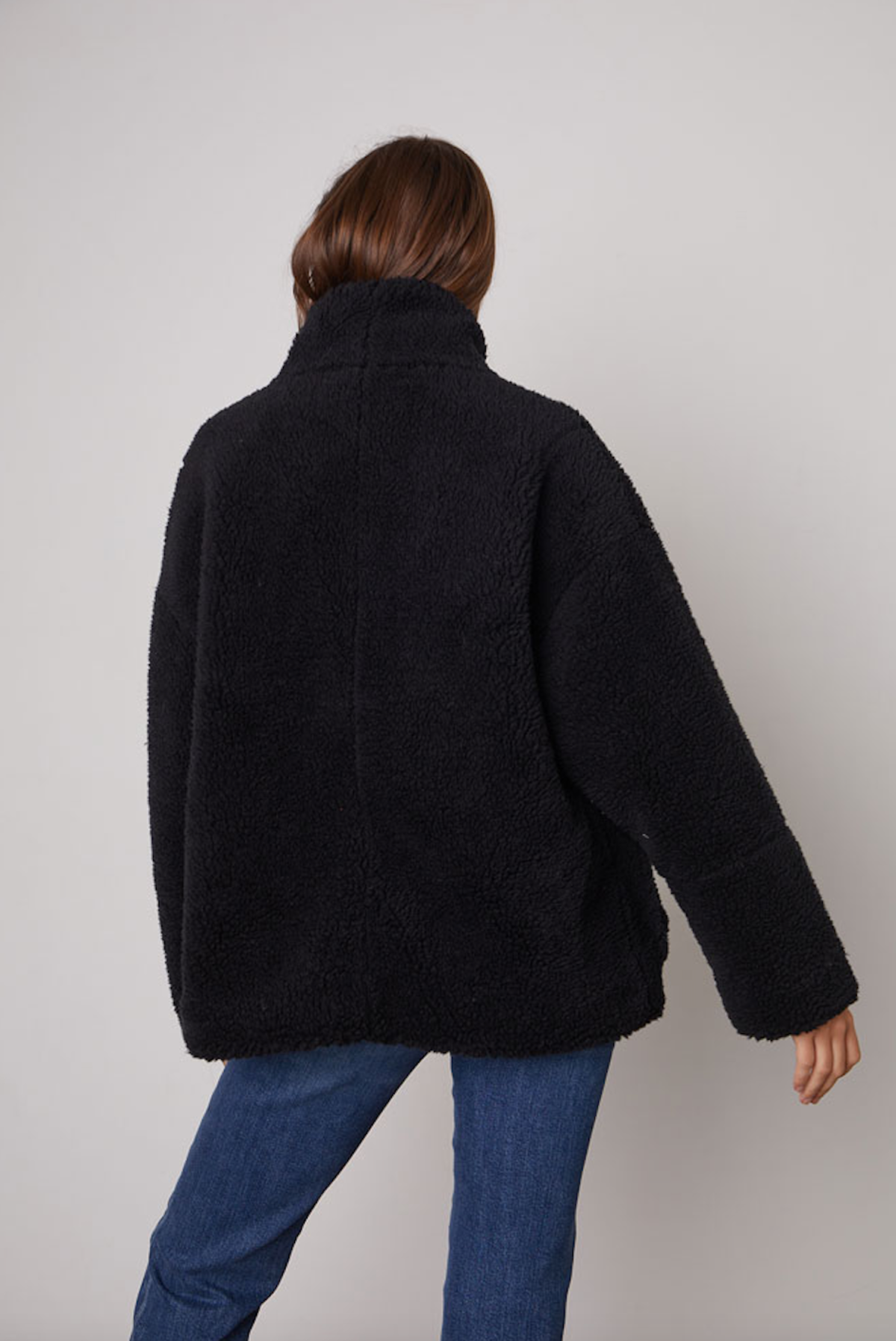 ALISS FAUX SHEARLING JACKET IN BLACK