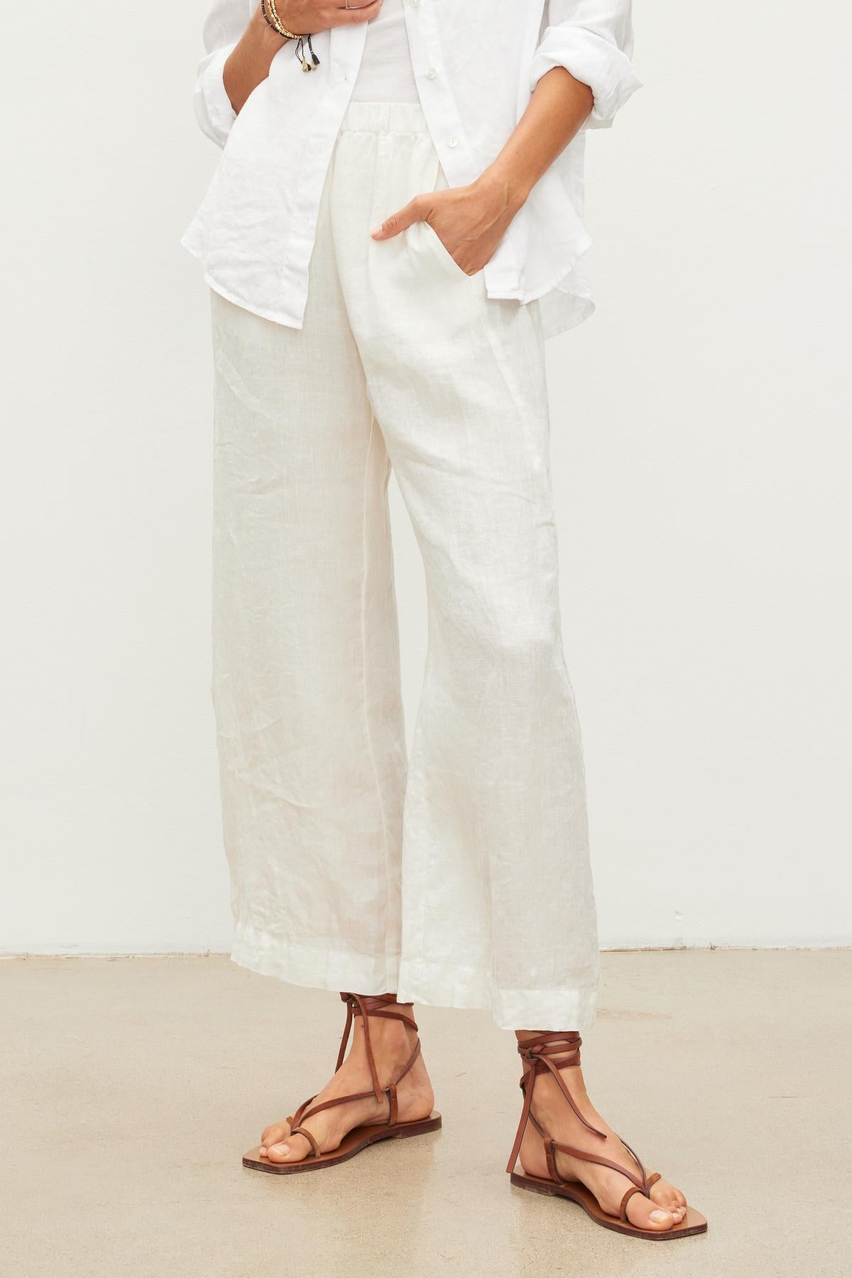 LOLA LINEN TROUSER IN CHALK