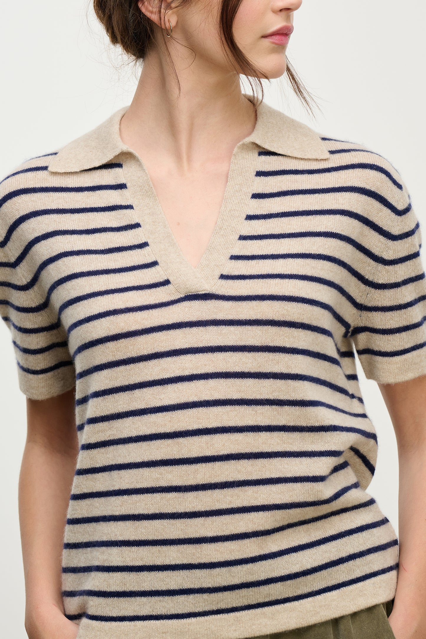 YAEL TOP IN OATMEAL/NAVY