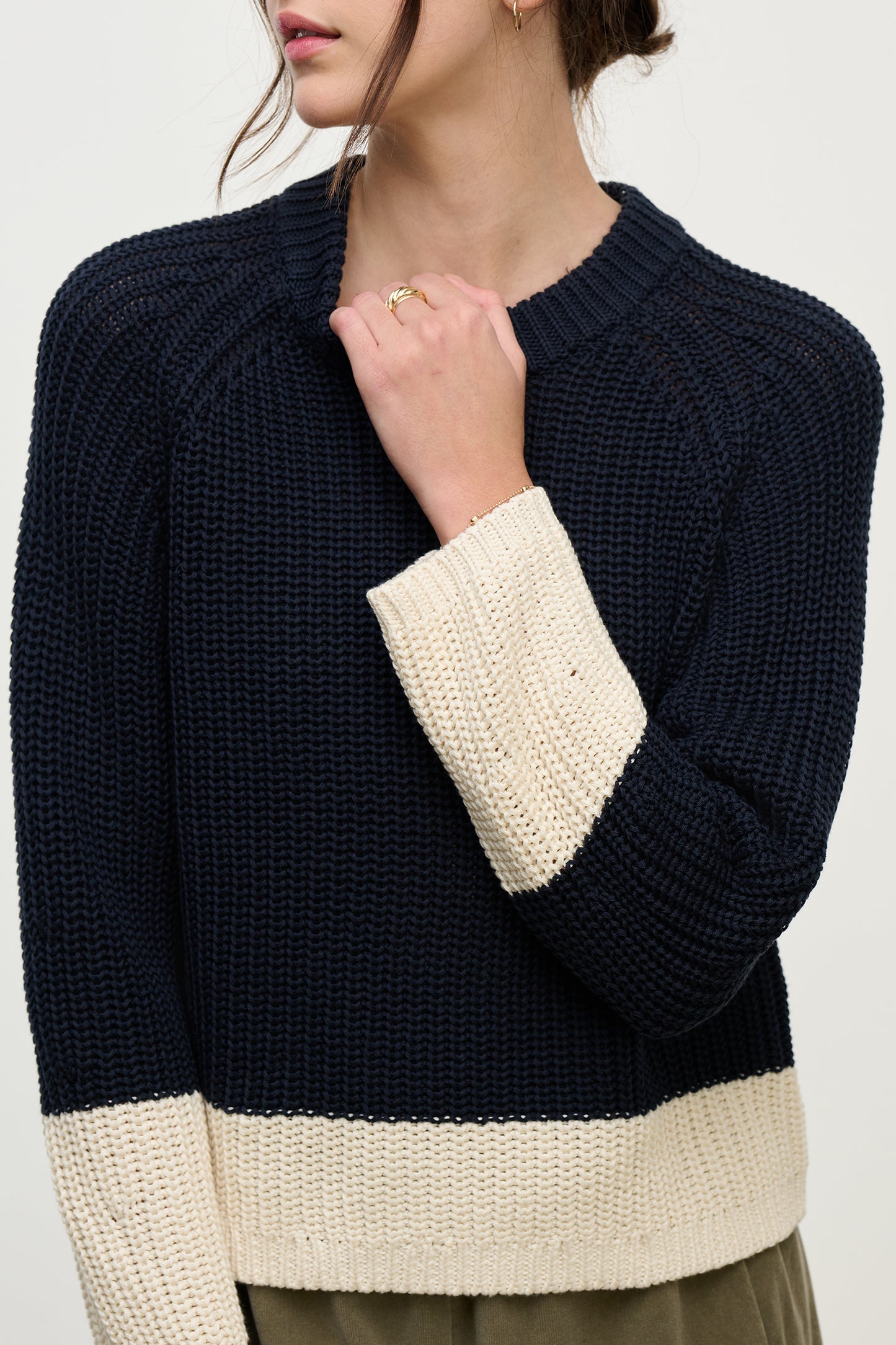 SHAY SWEATER IN NAVY
