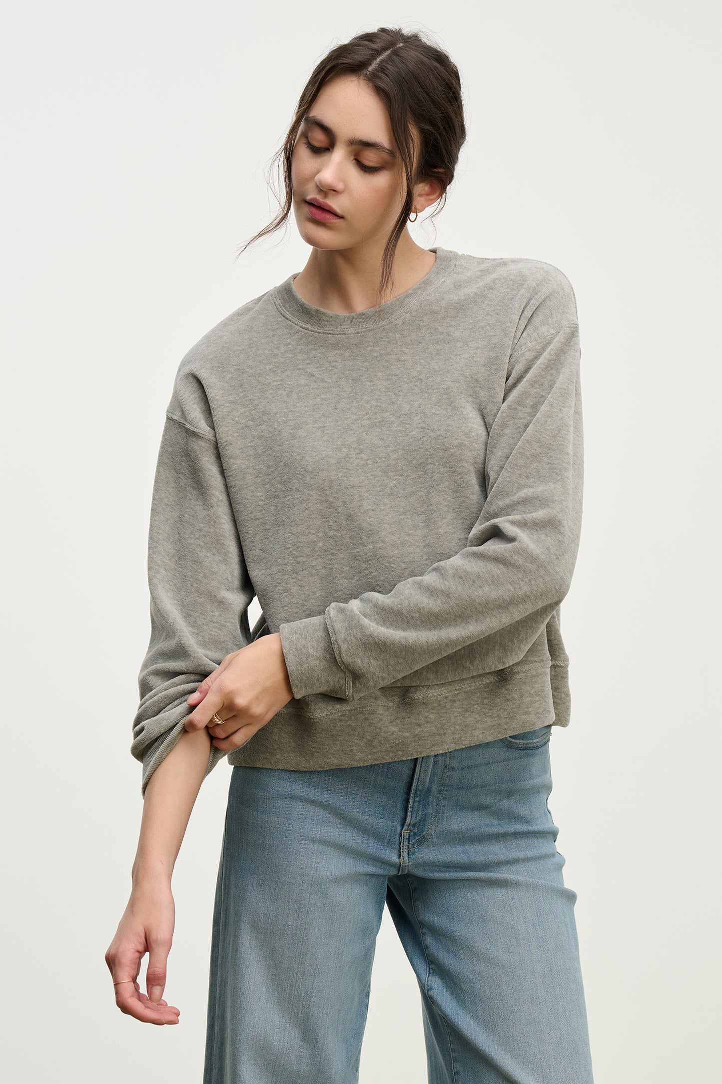 HALIMA SWEATER IN HEATHER GREY