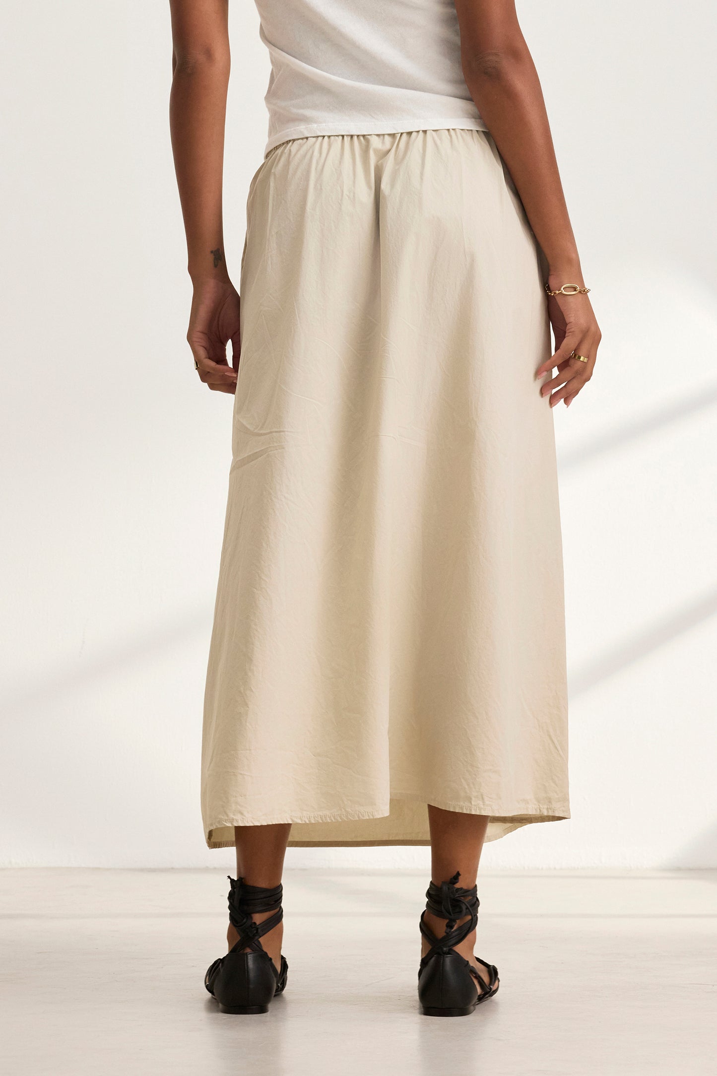 BELLA SKIRT IN SESAME