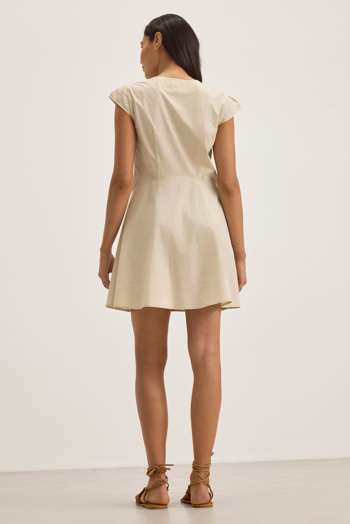 INETTE DRESS IN SESAME