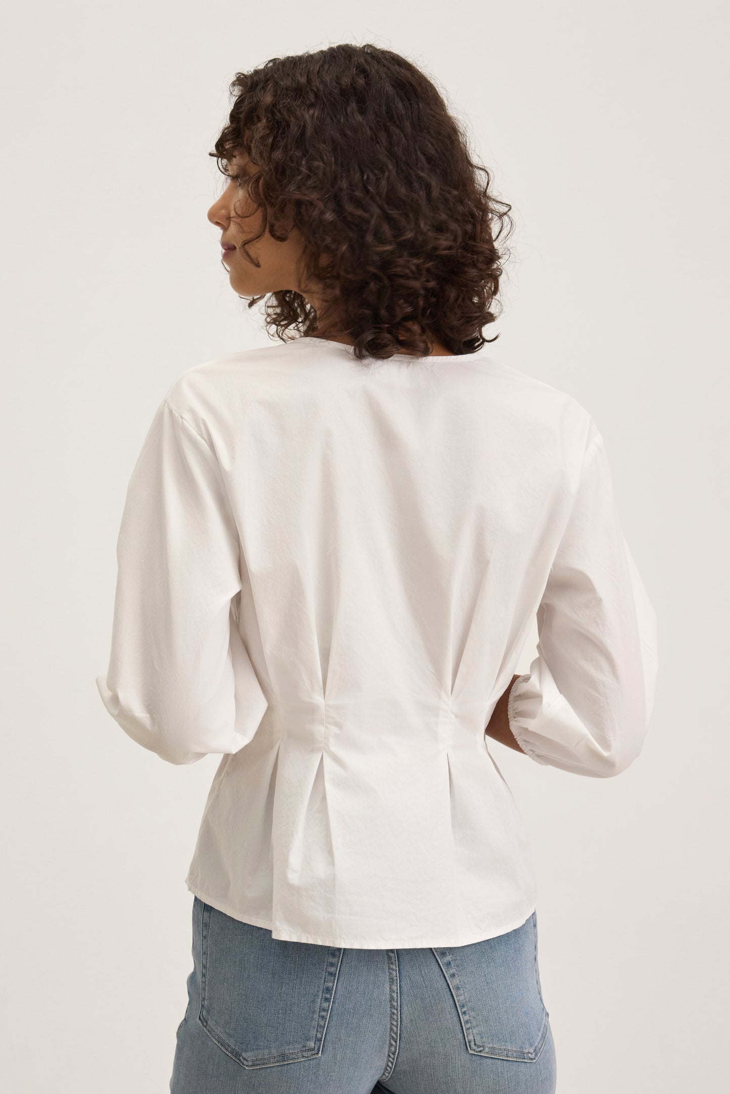 RIRI TOP IN WHITE