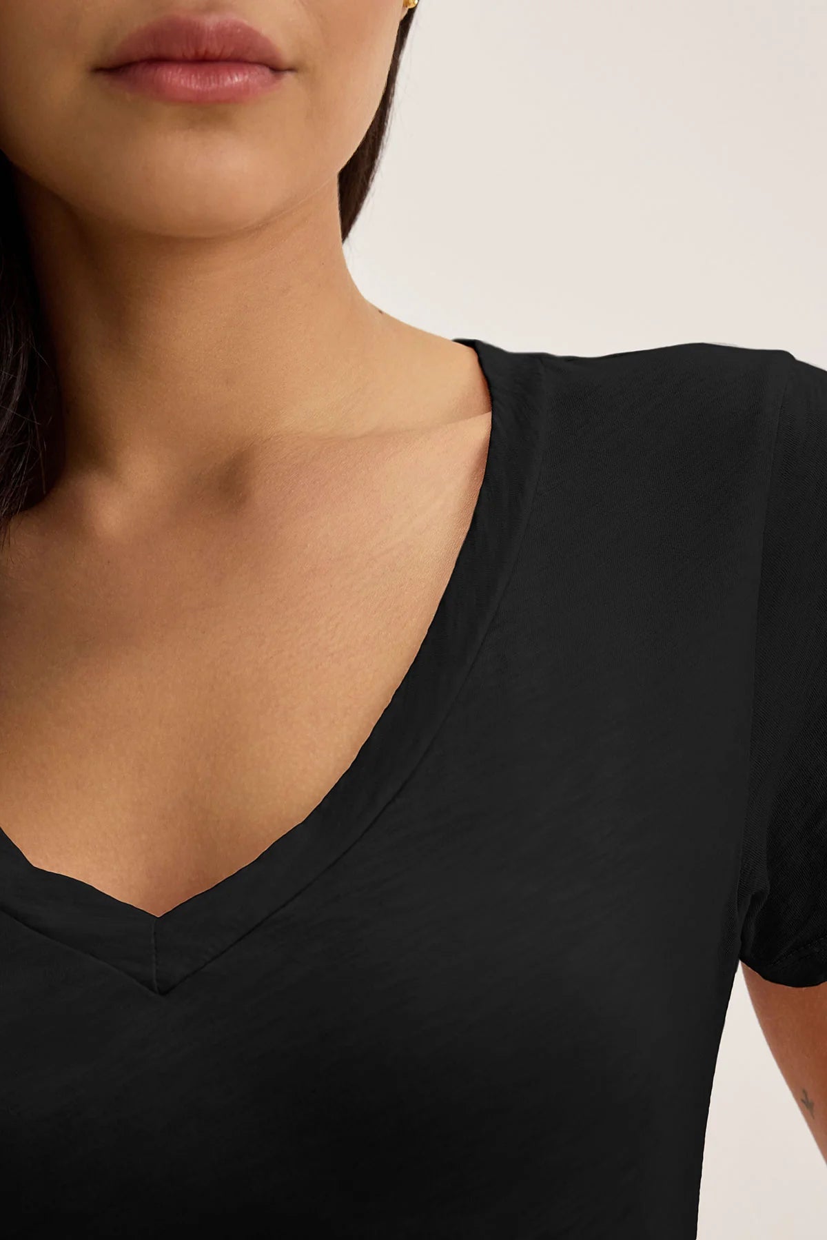 LILITH COTTON SLUB T-SHIRT IN BLACK