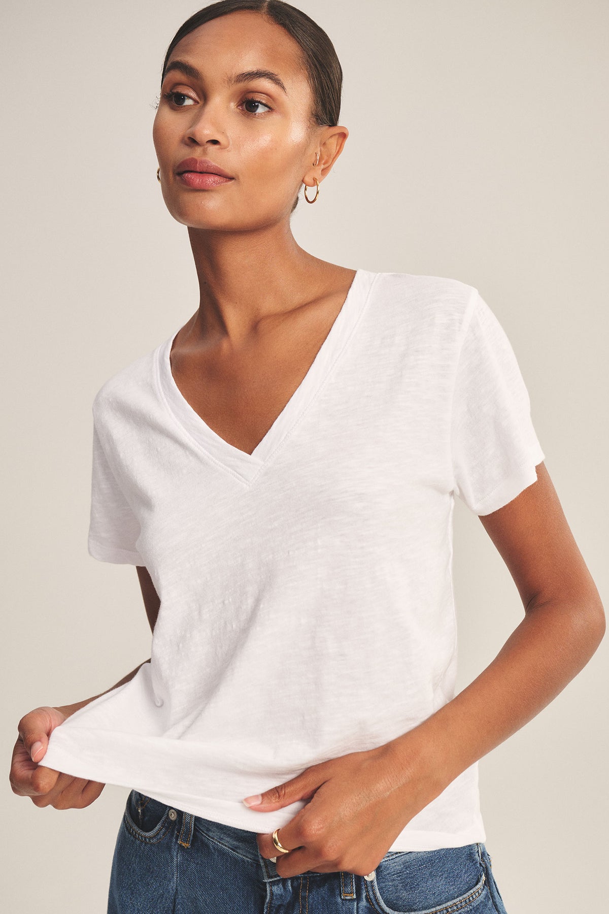 ELISHA T-SHIRT IN WHITE