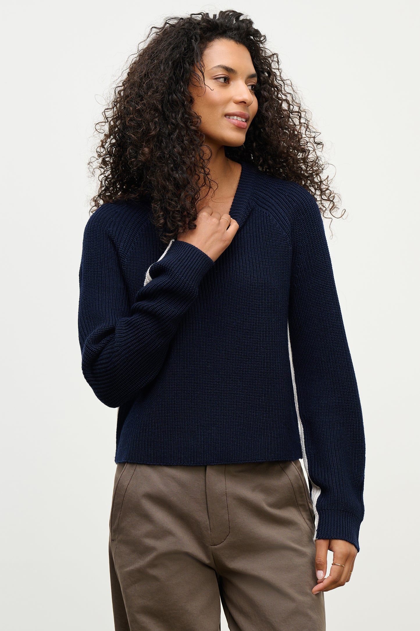 SAVANNAH SWEATER IN NAVY/LIGHT GREY