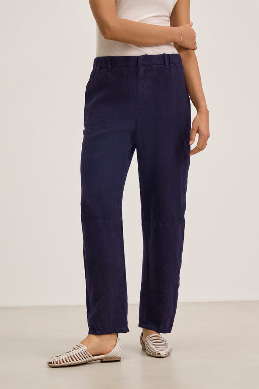 TAYLOR TROUSER IN NAVY