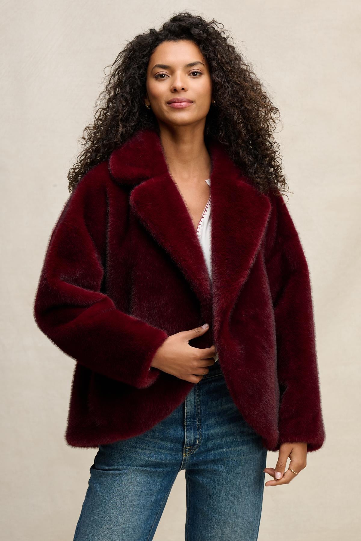 CAROLYN JACKET IN BURGUNDY