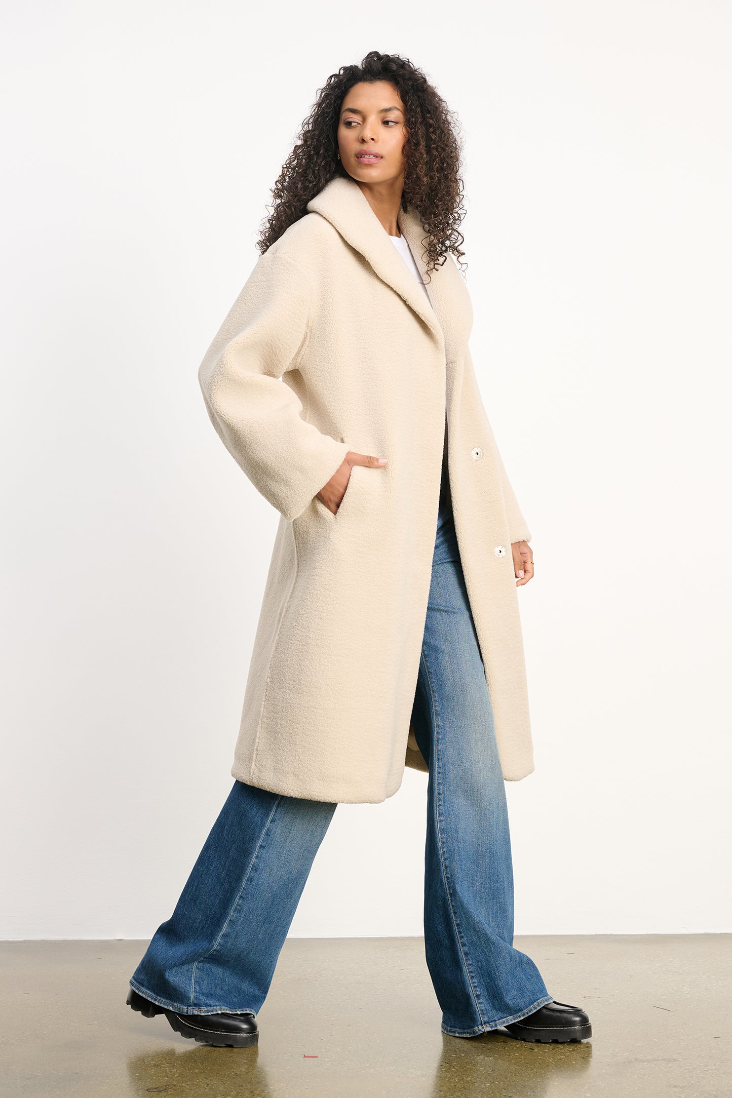 ELEANOR COAT IN SAND