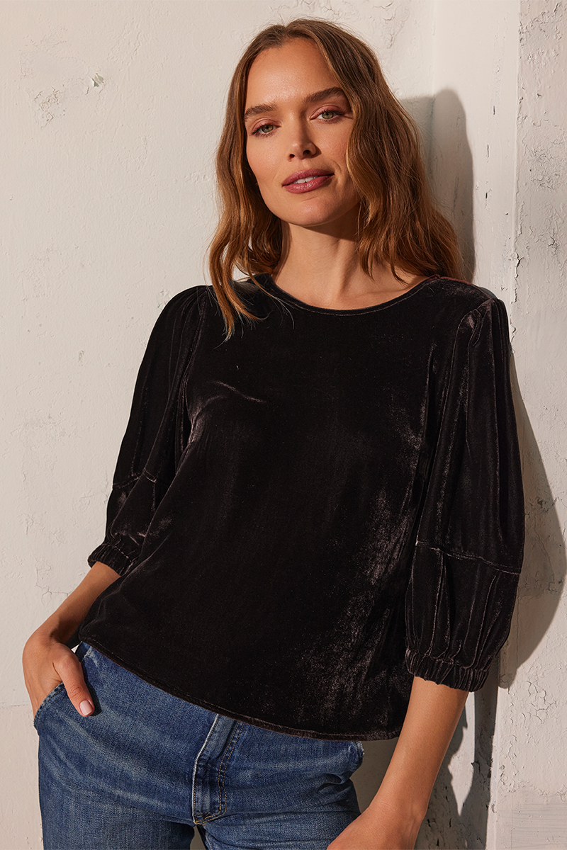 NANCY SILK VELVET TOP IN BLACK