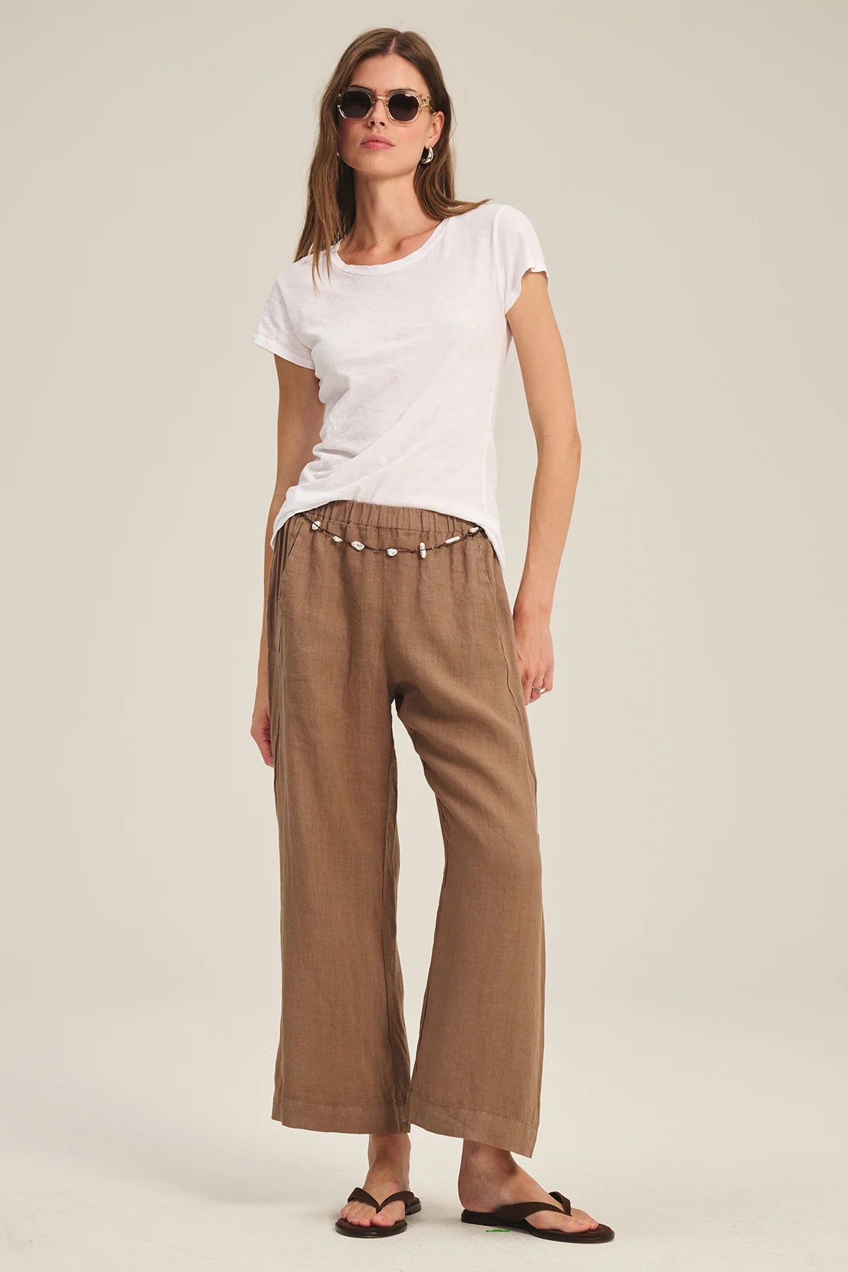 ODELIA COTTON CREW NECK T-SHIRT IN WHITE