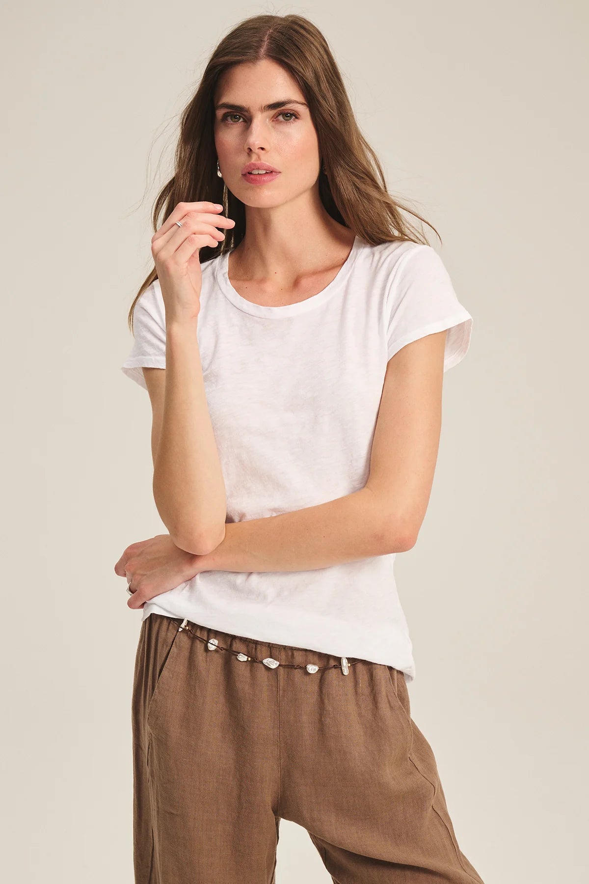 ODELIA COTTON CREW NECK T-SHIRT IN WHITE