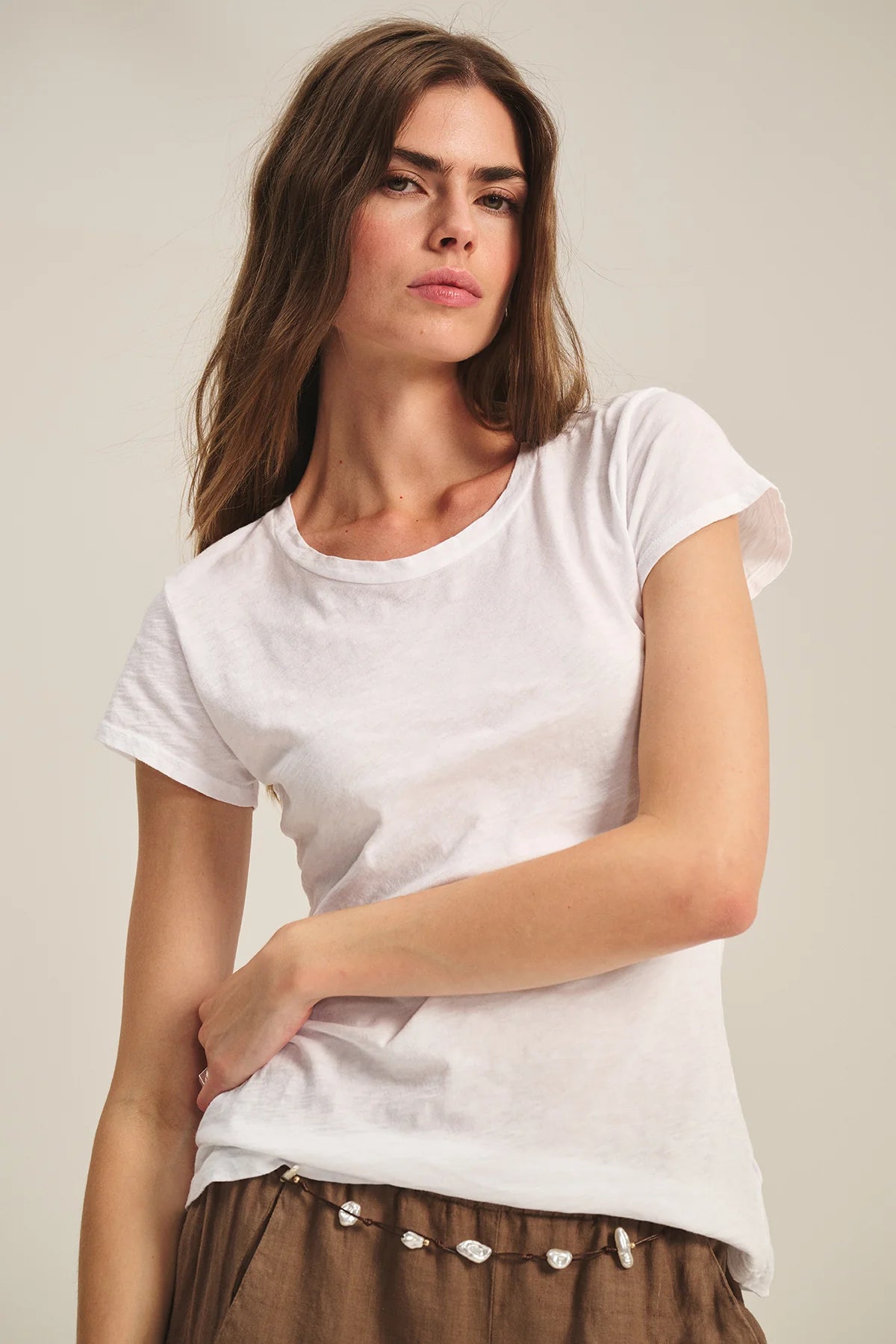 ODELIA COTTON SLUB CREW NECK T-SHIRT IN WHITE