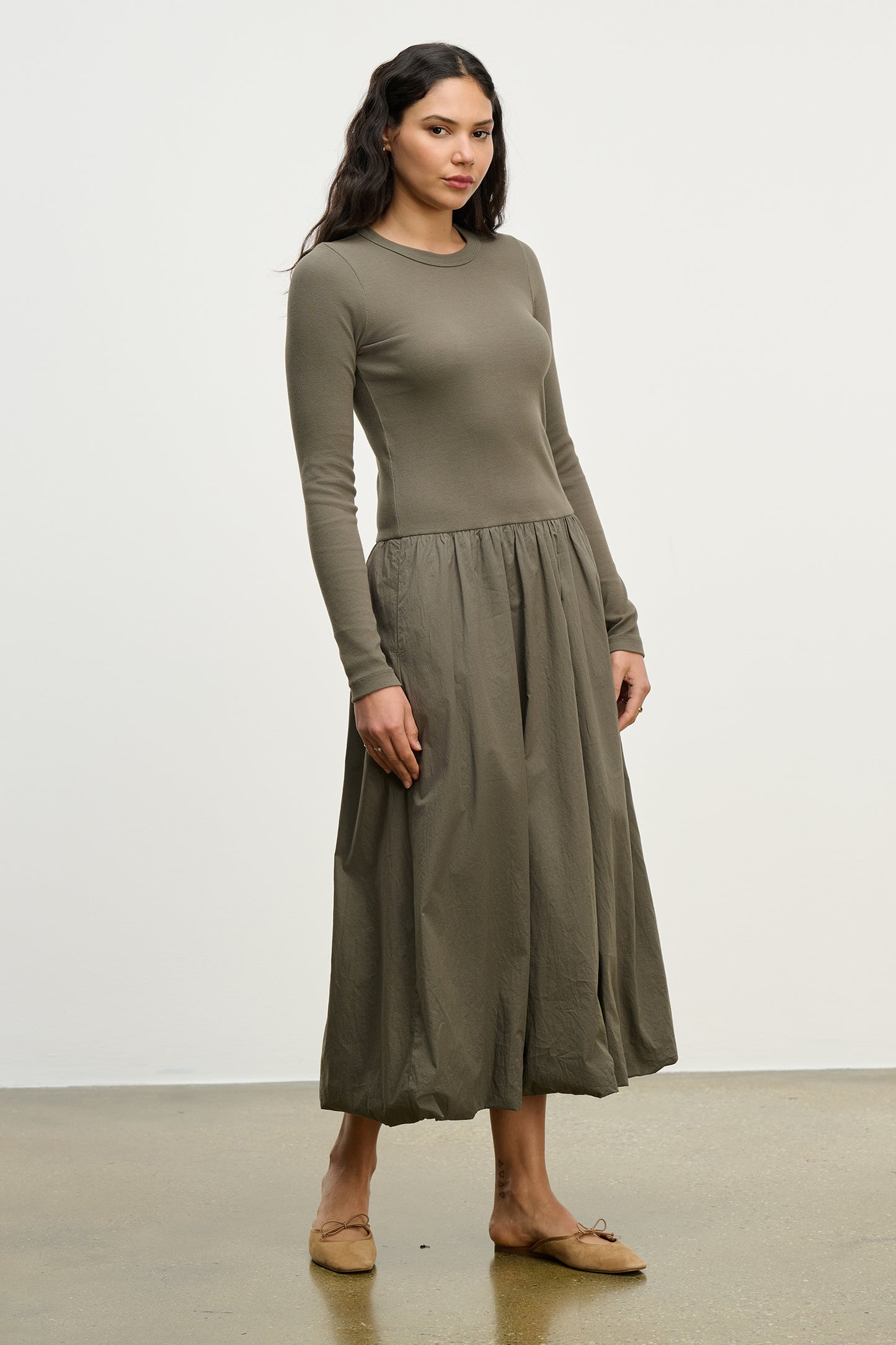DOLCE DRESS IN BULLFROG
