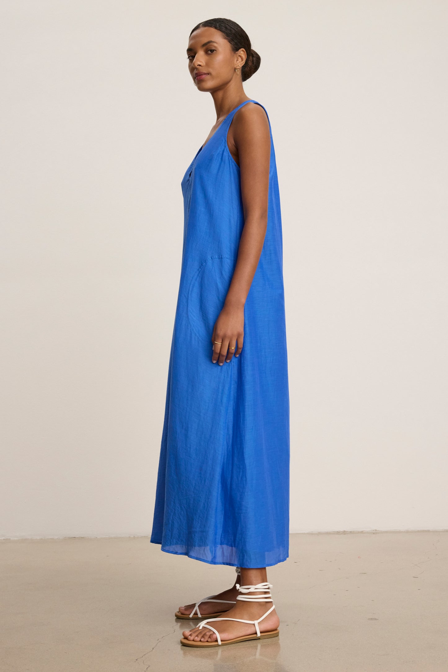 CAROL DRESS IN LAPIS