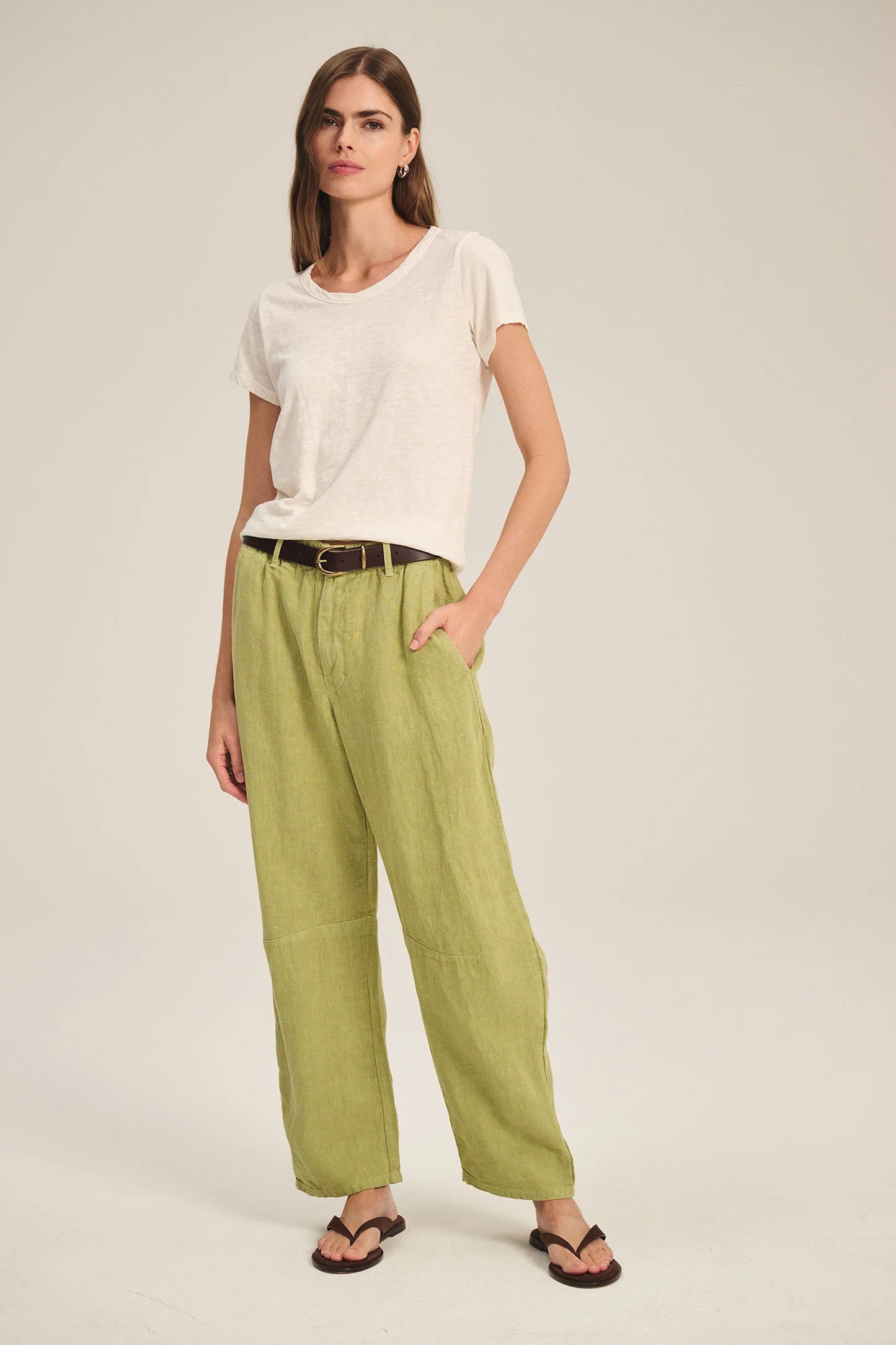 TAYLOR HEAVY LINEN TROUSER IN MOSS
