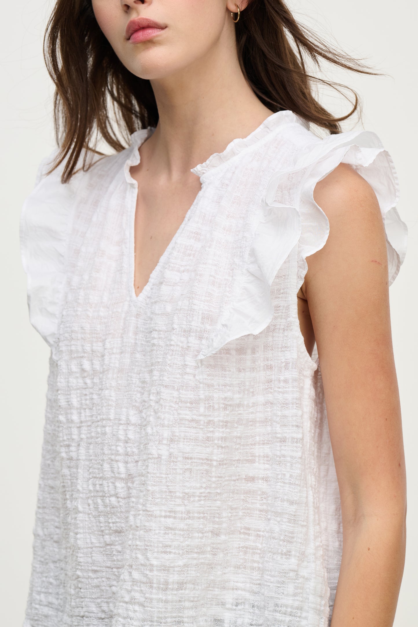 EVA TEXTURED COTTON GAUZE TOP IN COCONUT