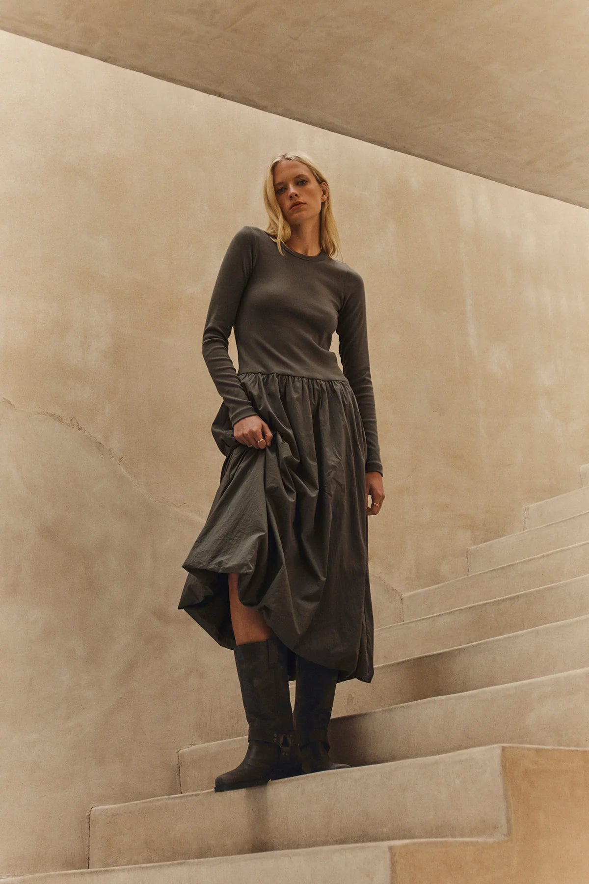 DOLCE DRESS IN BULLFROG
