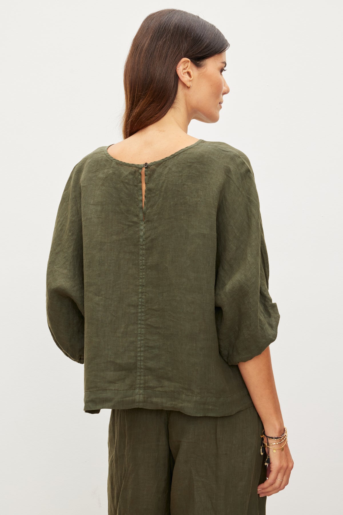 CASS LINEN CREW NECK TOP IN TOOTSIE