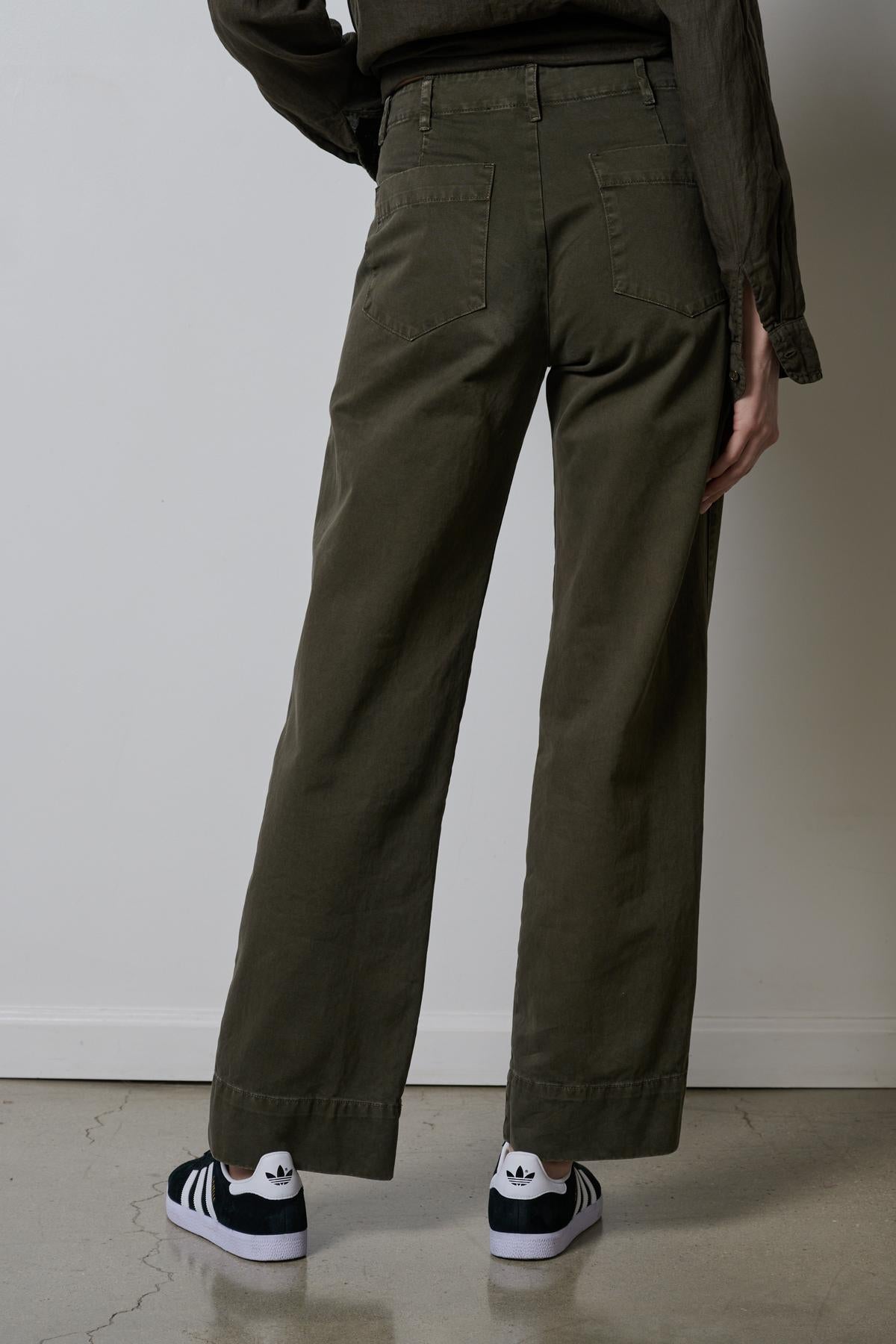 VENTURA COTTON TWILL WIDE LEG PANT IN PINE