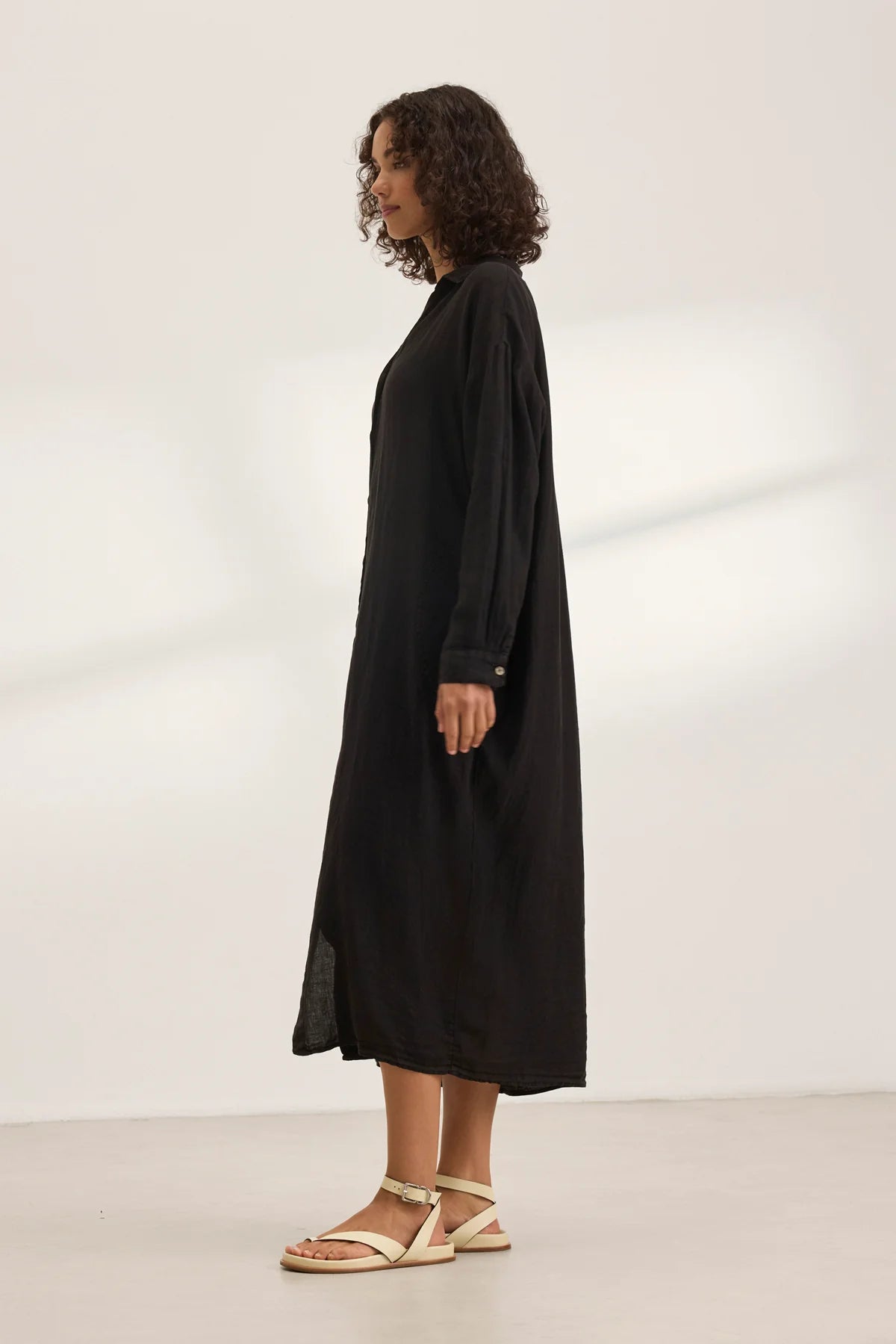 NICOLE DRESS IN BLACK