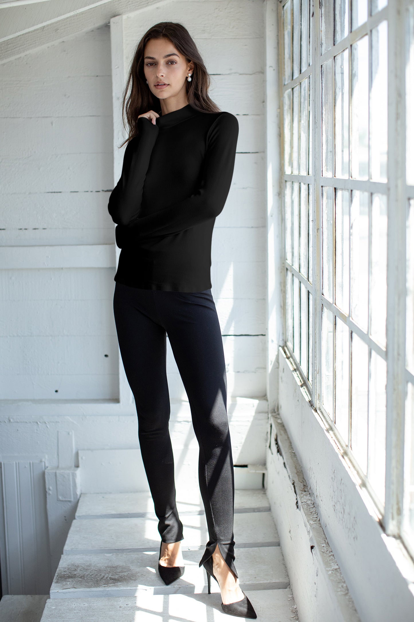 ARIELLA MOCK NECK TOP IN BLACK