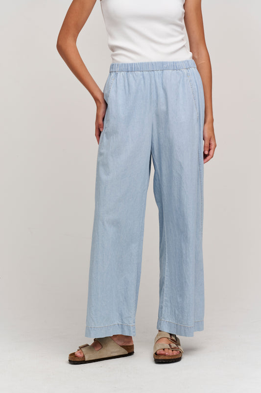 BROOKLYN CHAMBRAY WIDE LEG TROUSERS IN CHAMBRAY