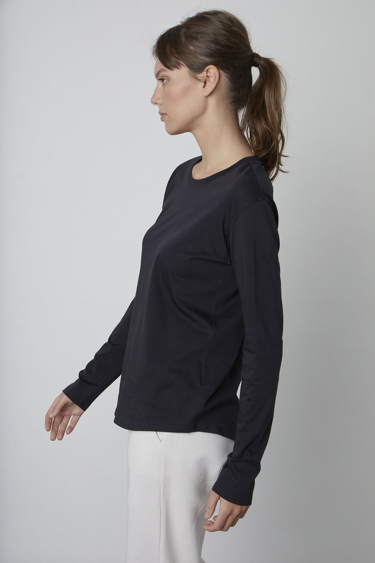 DANIELA WHISPER COTTON T-SHIRT IN BLACK
