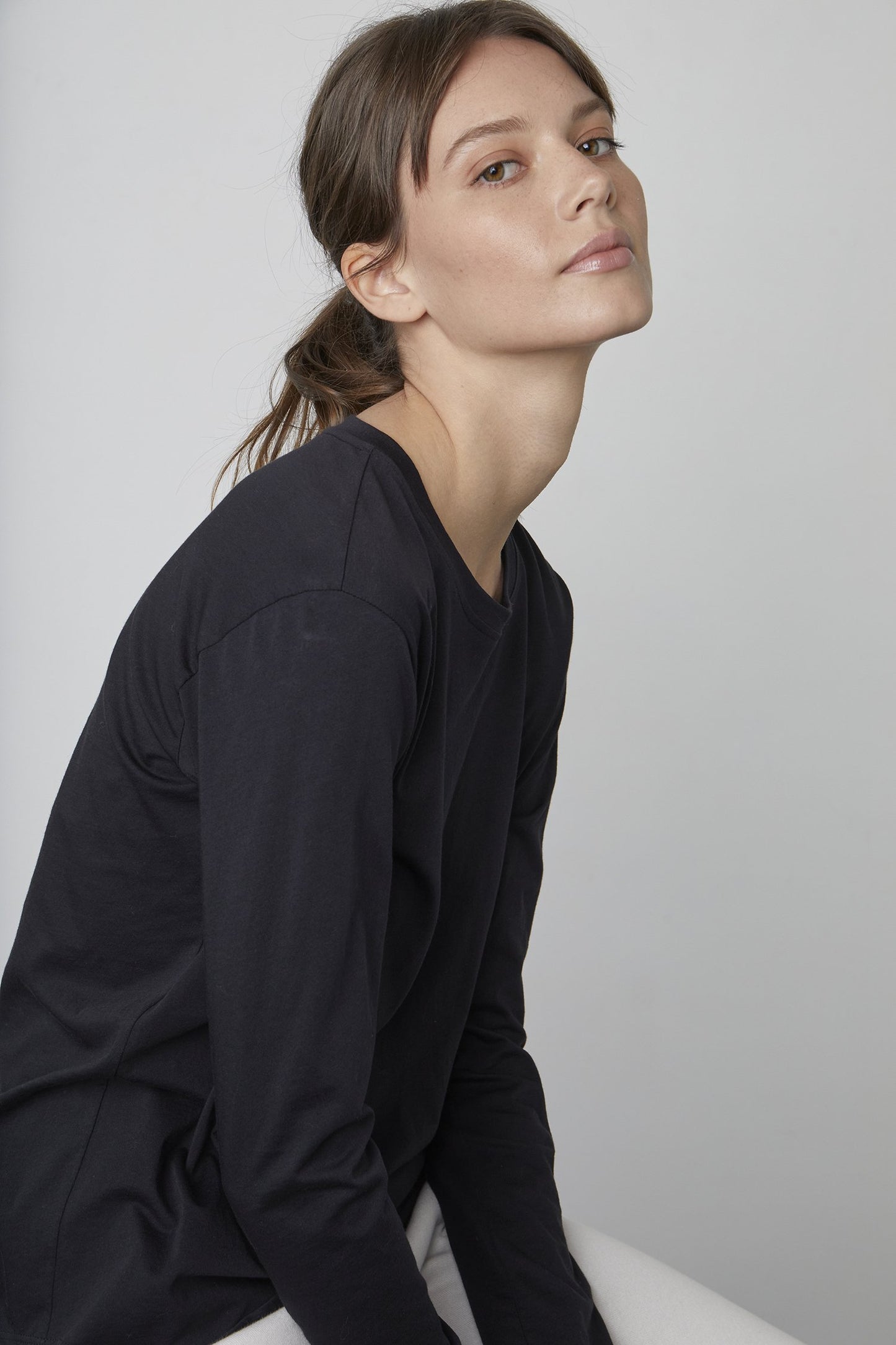 DANIELA WHISPER COTTON T-SHIRT IN BLACK