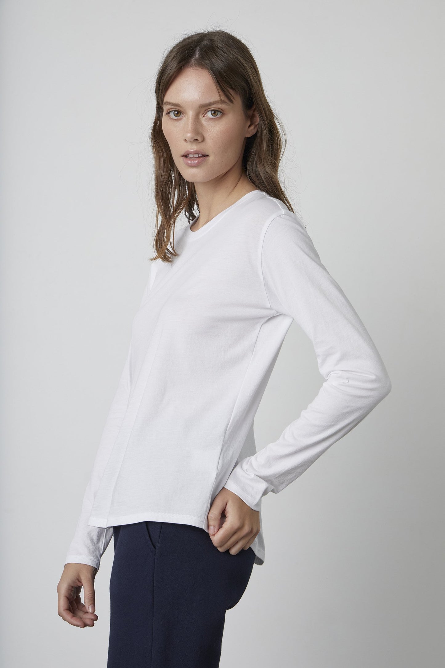 DANIELA WHISPER COTTON T-SHIRT IN WHITE