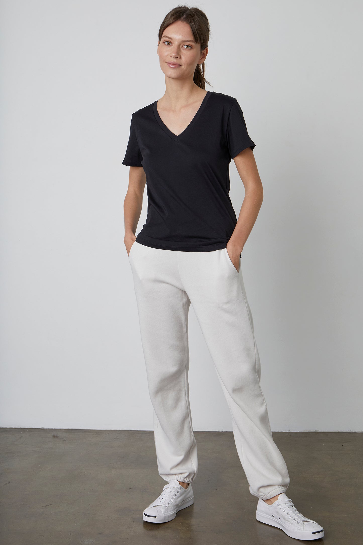 SUSAN WHISPER COTTON T-SHIRT IN BLACK
