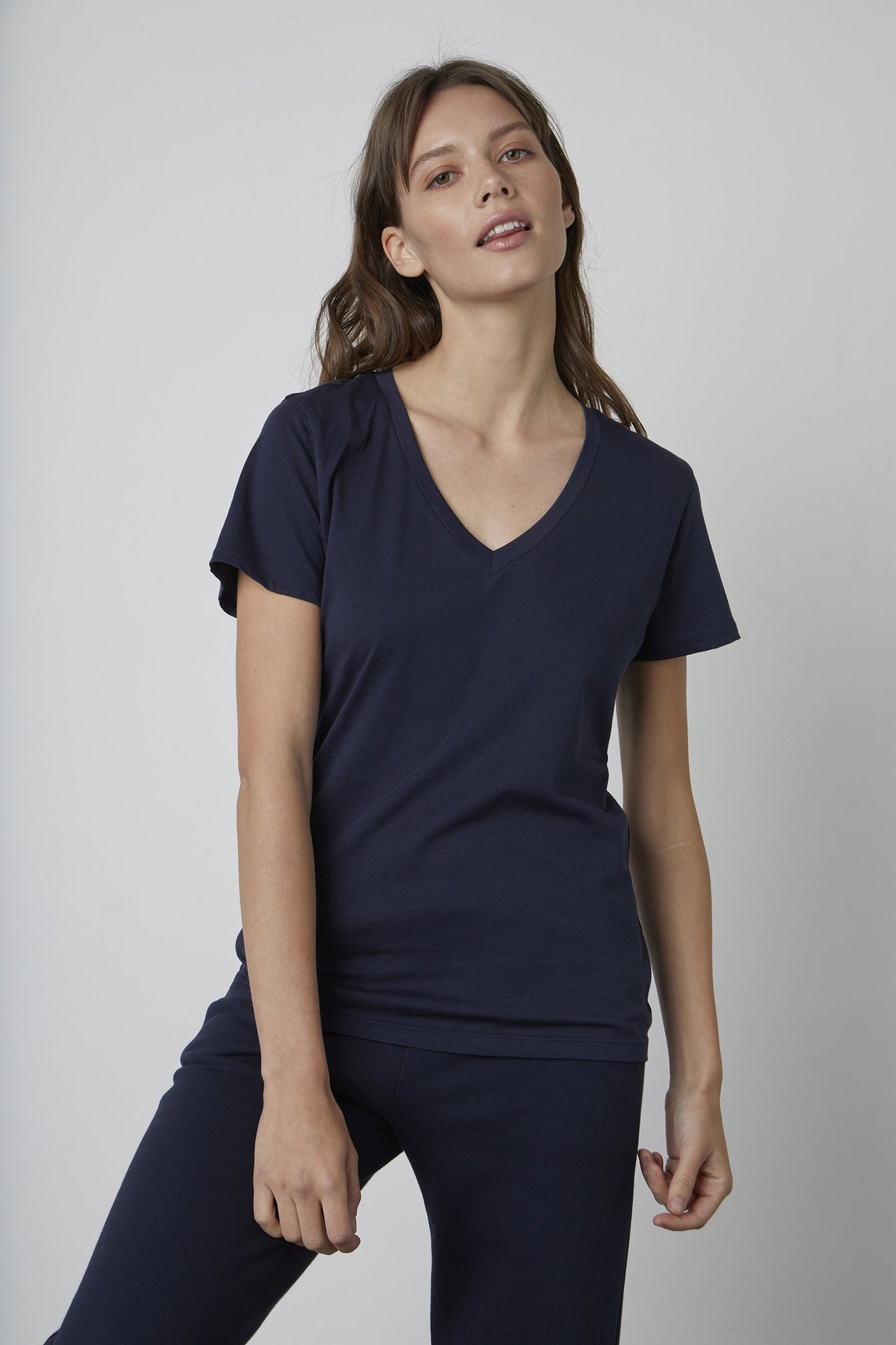 SUSAN WHISPER COTTON T-SHIRT IN NAVY