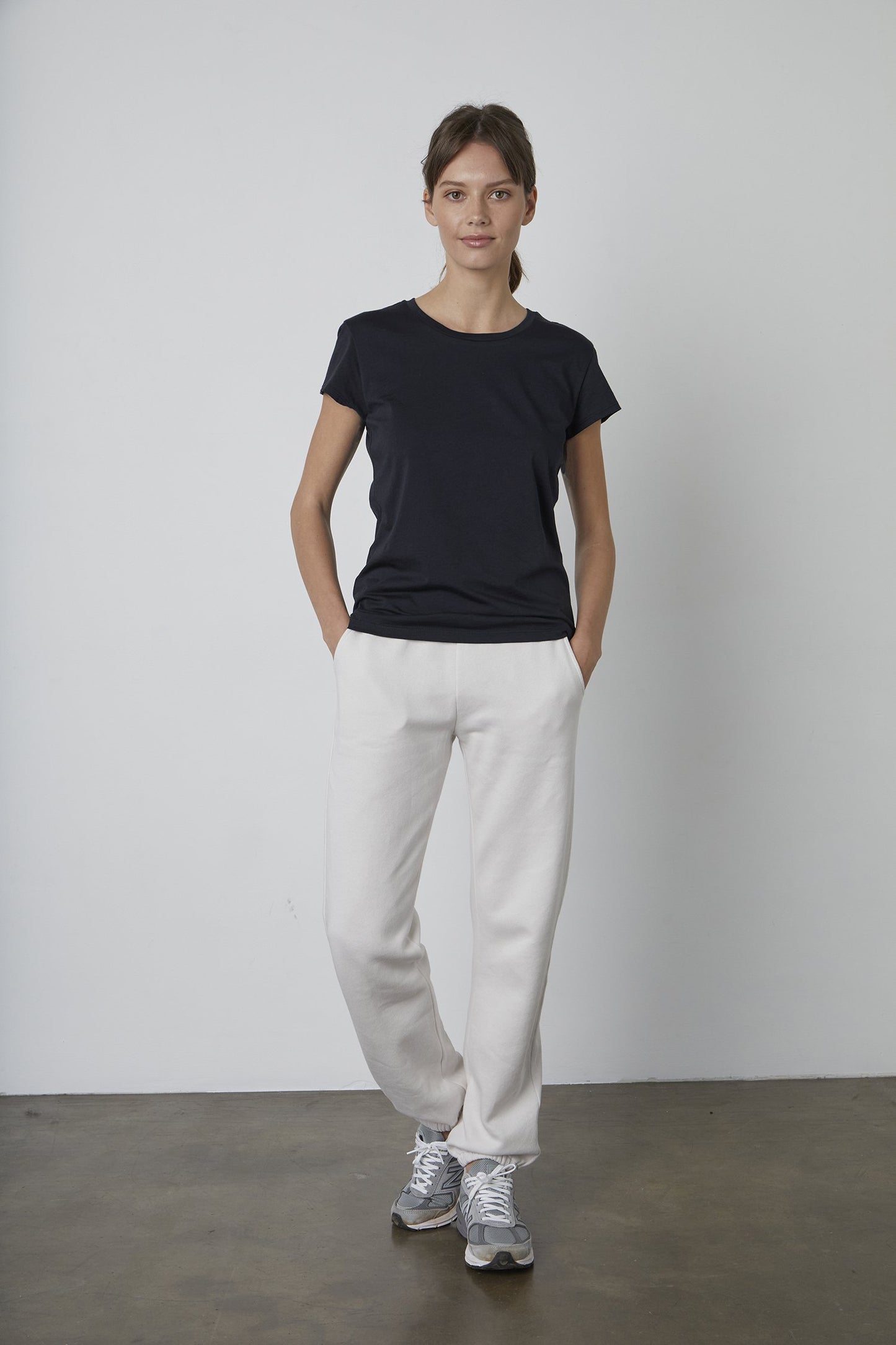 TRISHA WHISPER COTTON T-SHIRT IN BLACK