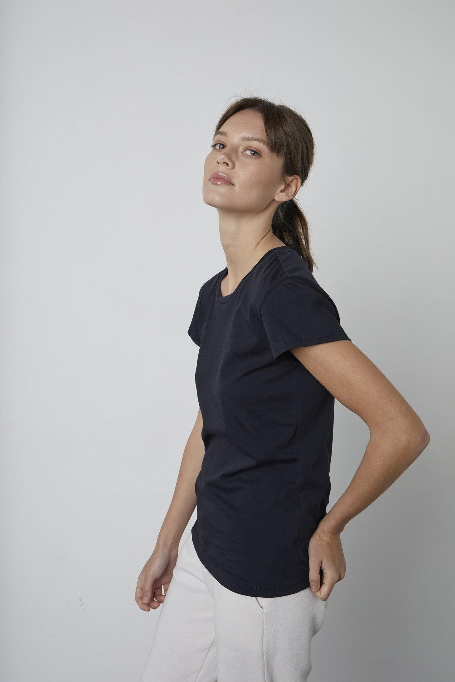 TRISHA WHISPER COTTON T-SHIRT IN BLACK