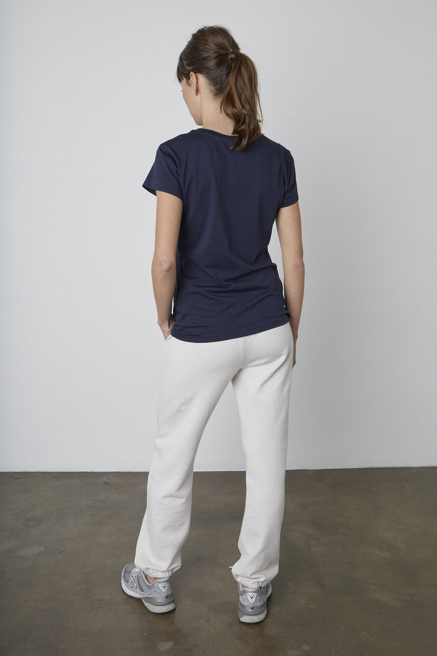TRISHA WHISPER COTTON T-SHIRT IN NAVY
