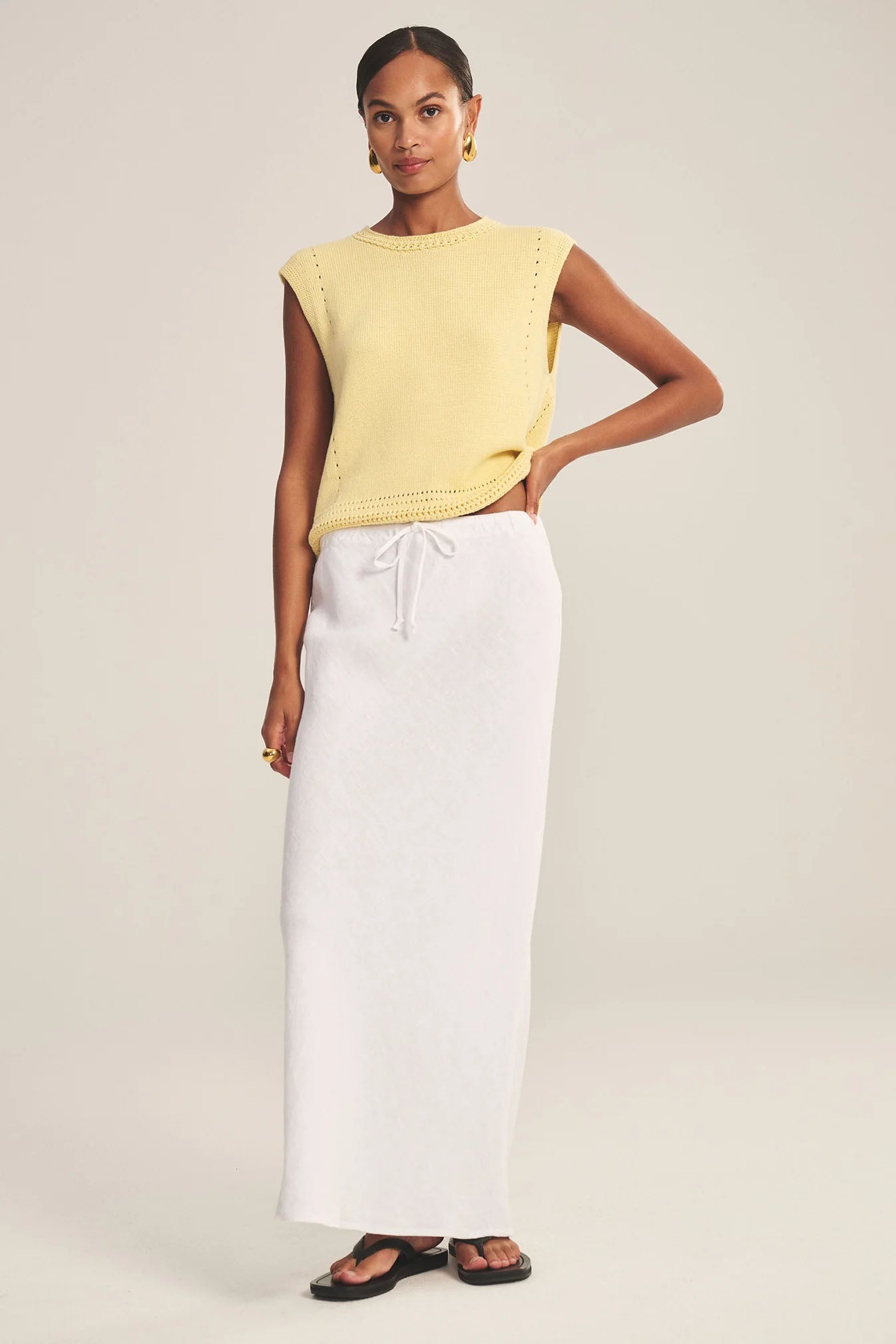 BEKA HEAVY LINEN SKIRT IN WHITE