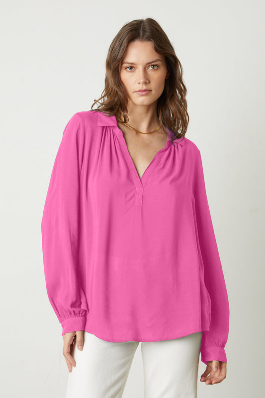 JOSEY V-NECK COLLAR TOP IN TAFFY