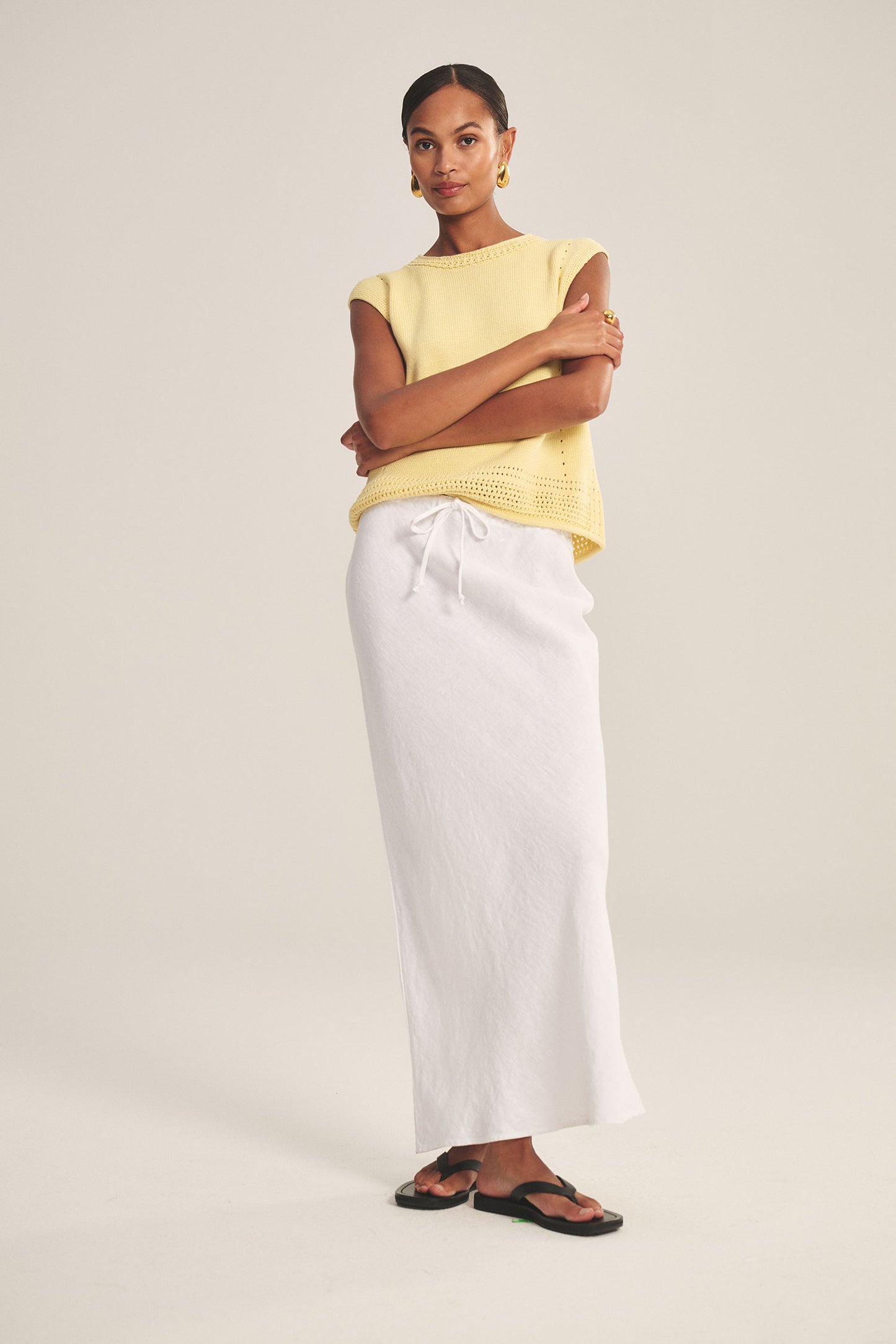 BEKA HEAVY LINEN SKIRT IN WHITE