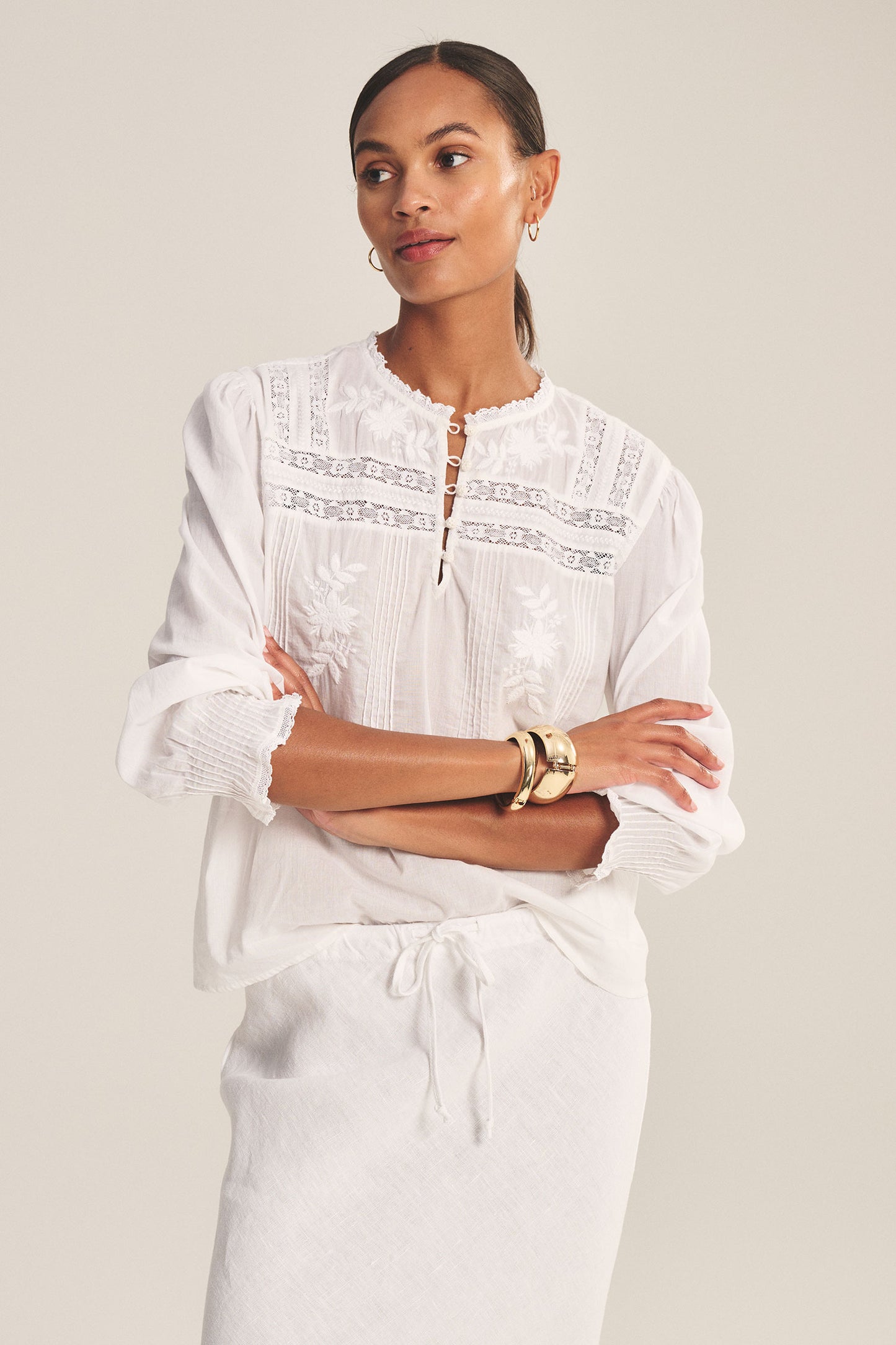 BYRDIE SHIRT IN WHITE