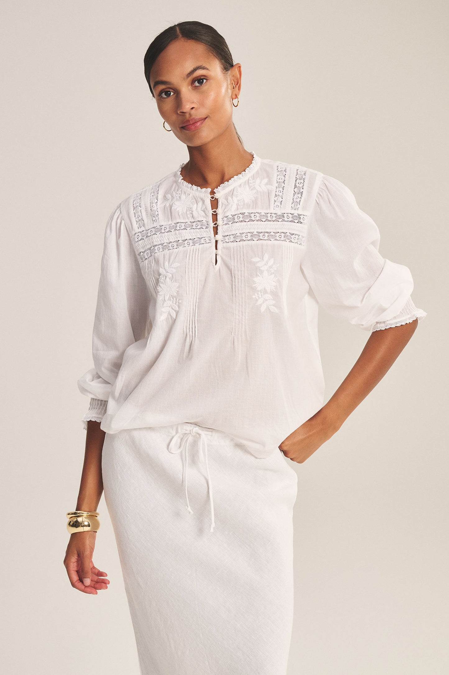 BYRDIE SHIRT IN WHITE