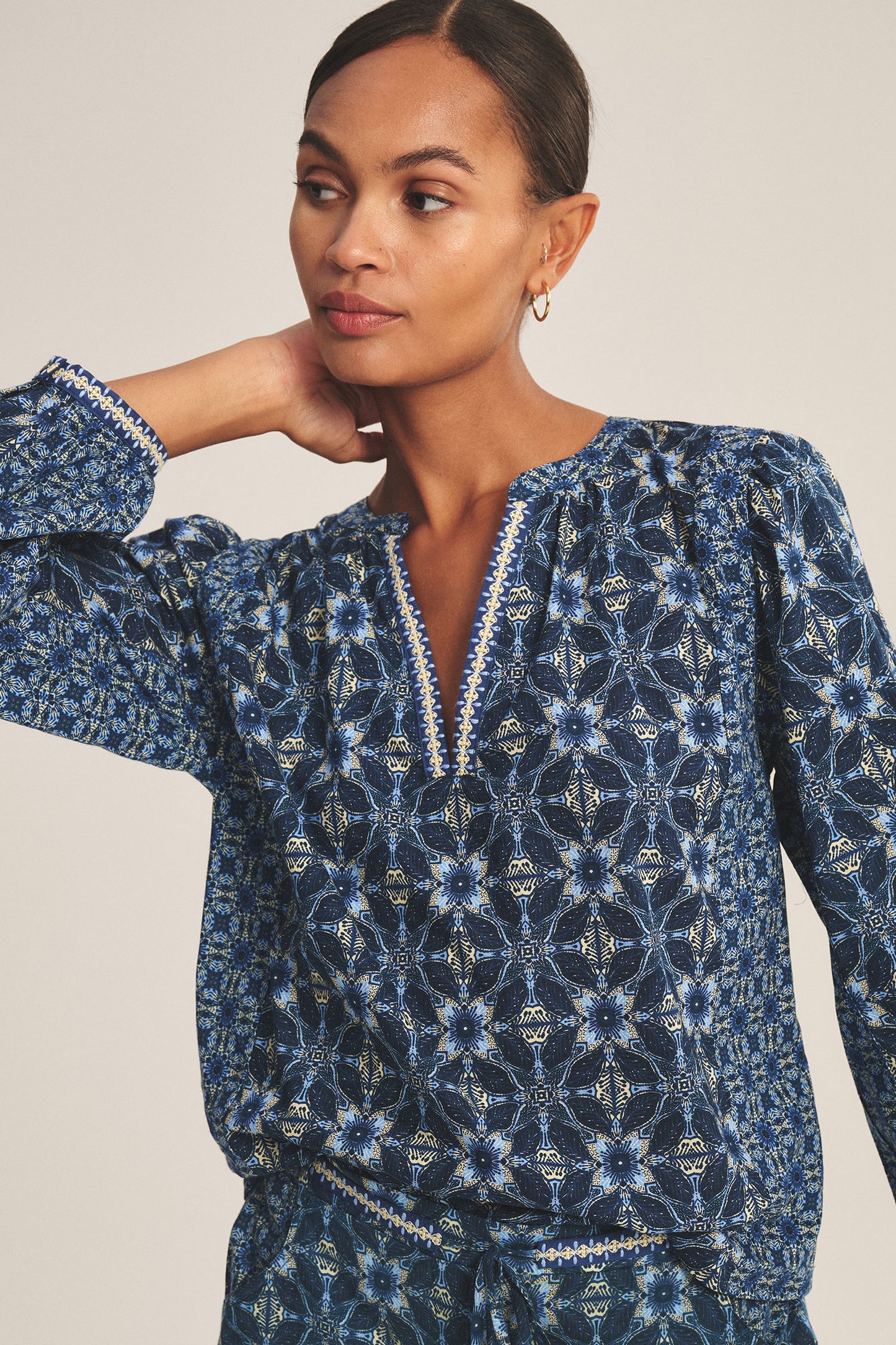 CLAUDIE TOP IN NAVY