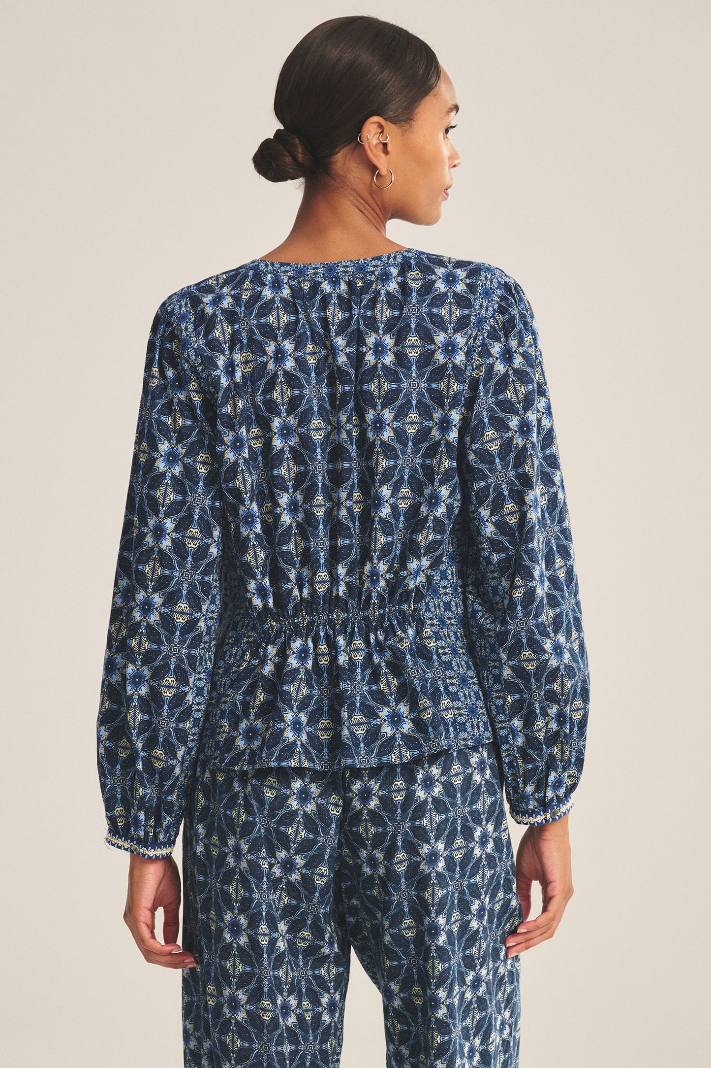 CLAUDIE TOP IN NAVY