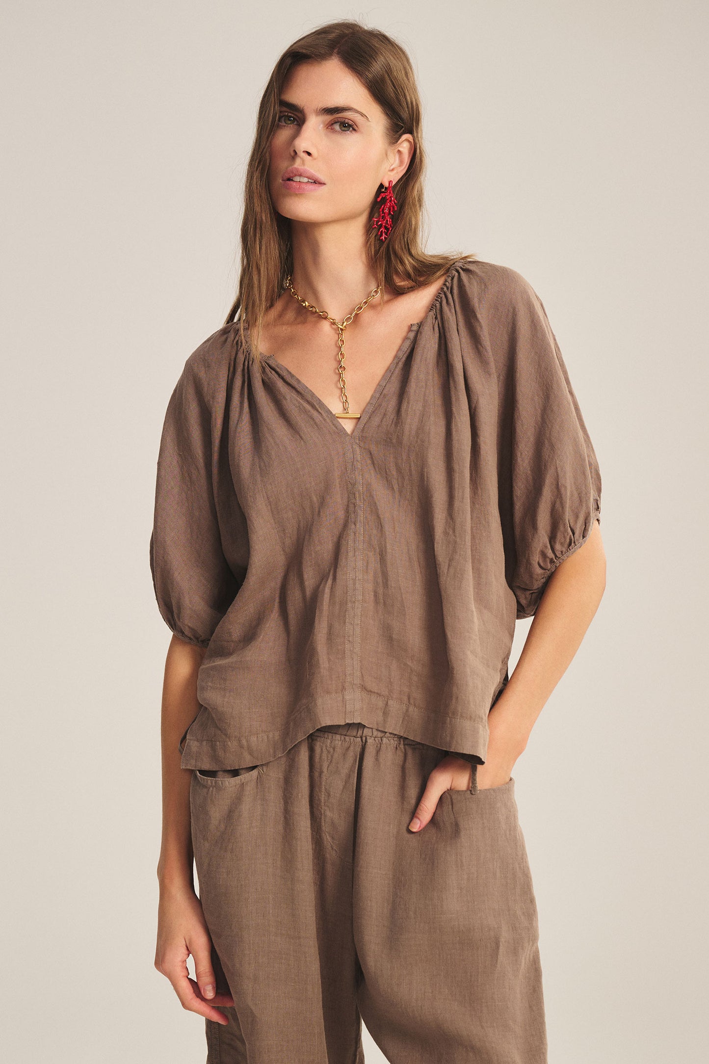 COSETTE LINEN TOP IN MUDSLIDE