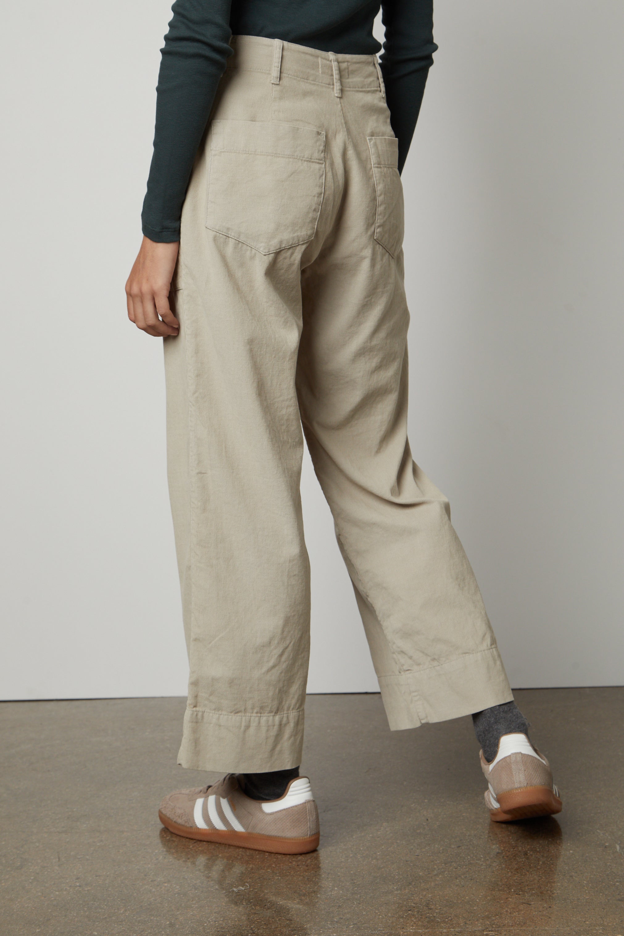 Beige wide leg hot sale cropped pants